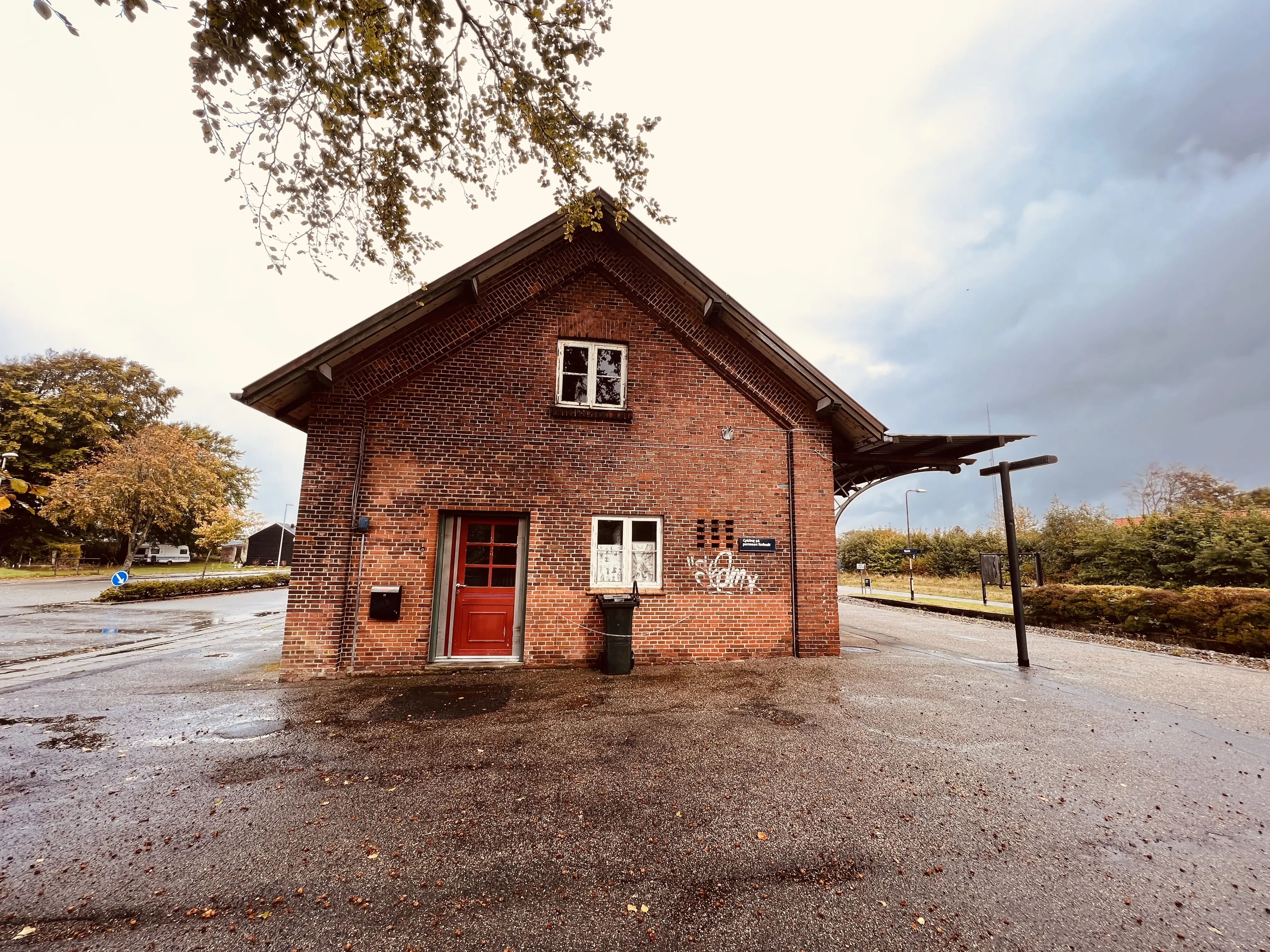Billede af Vemb Station.
