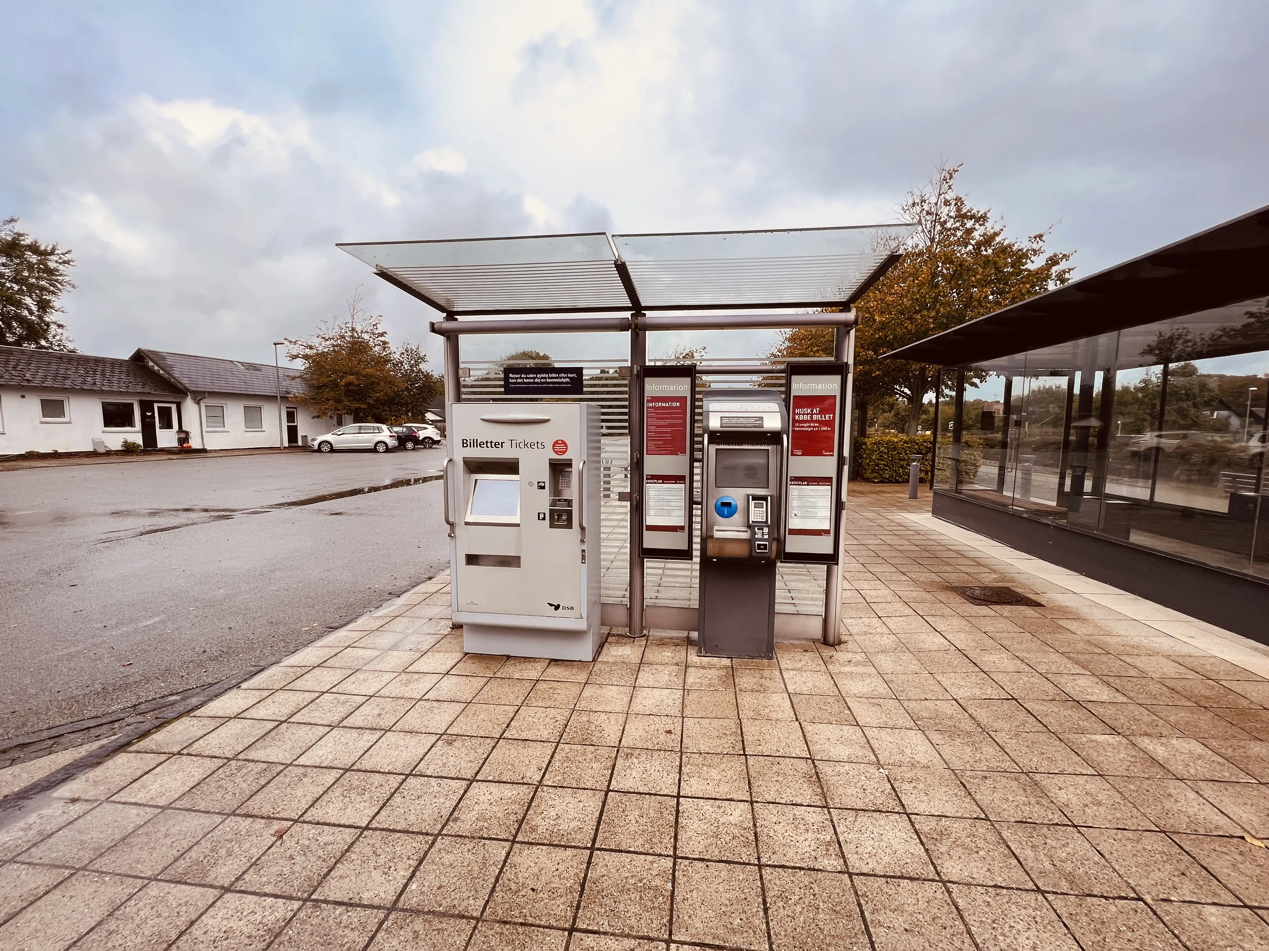 Billede af Vemb Station.