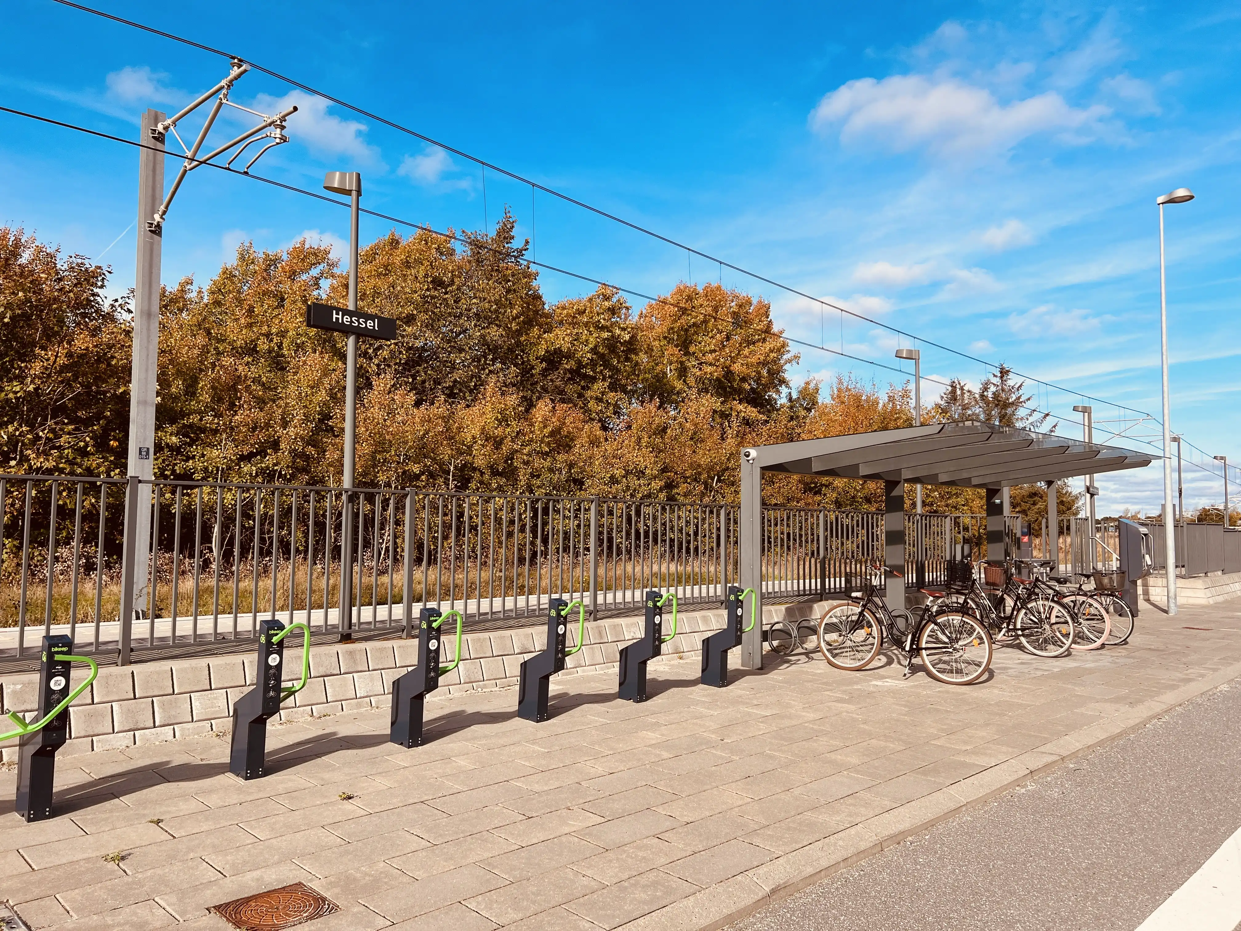 Billede af Hessel Letbanestation.