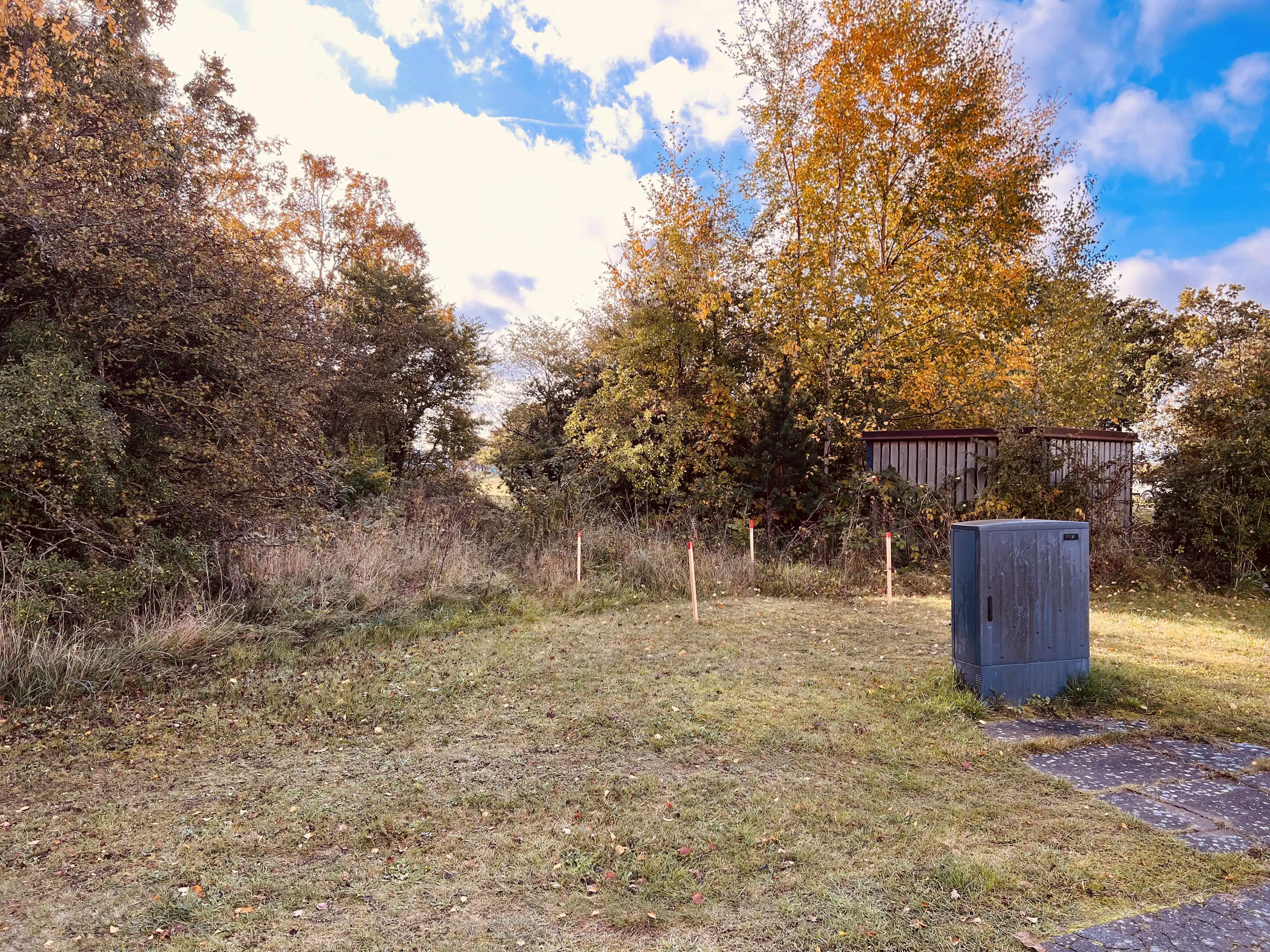 Billede af Vibæk Trinbræt - Trinbræt er nedrevet, men Vibæk Trinbræt har ligget her. Billede af Vibæk Trinbræt - Trinbræt er nedrevet, men Vibæk Trinbræt har ligget her.