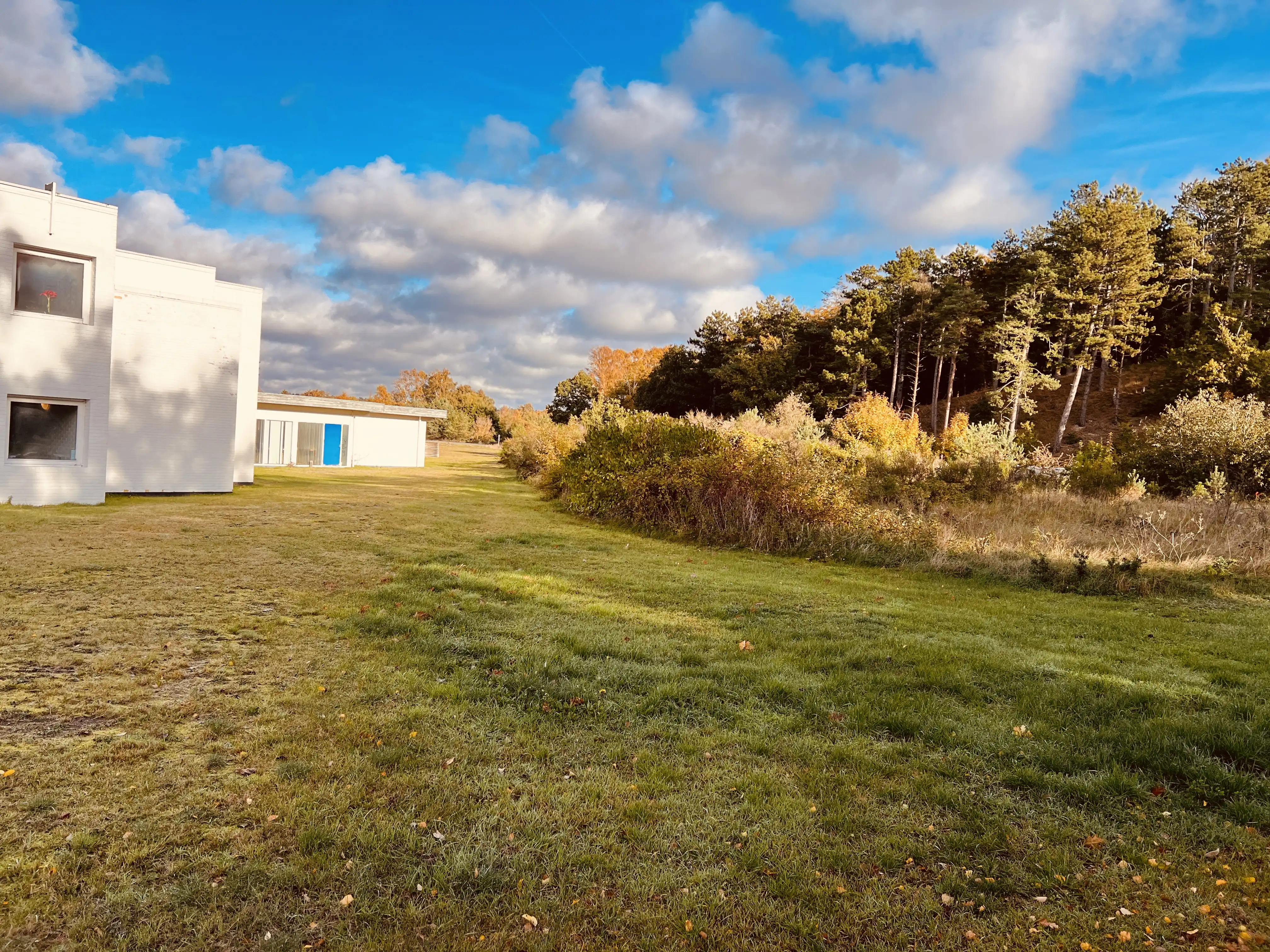 Billede af Vibæk Trinbræt - Trinbræt er nedrevet, men Vibæk Trinbræt har ligget her. Billede af Vibæk Trinbræt - Trinbræt er nedrevet, men Vibæk Trinbræt har ligget her.