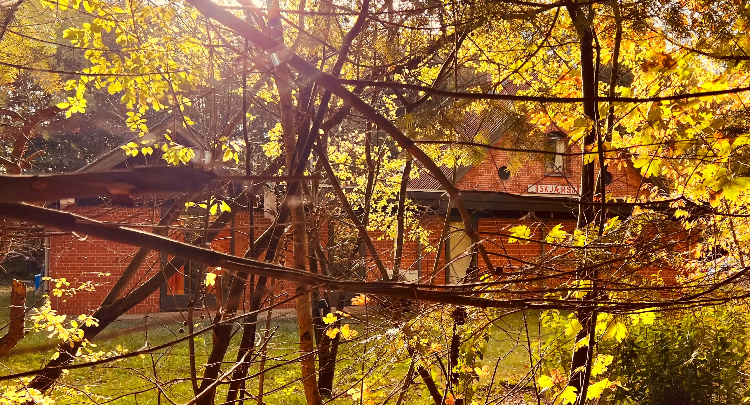 Billede af Skærsø Station. Billede af Skærsø Station.