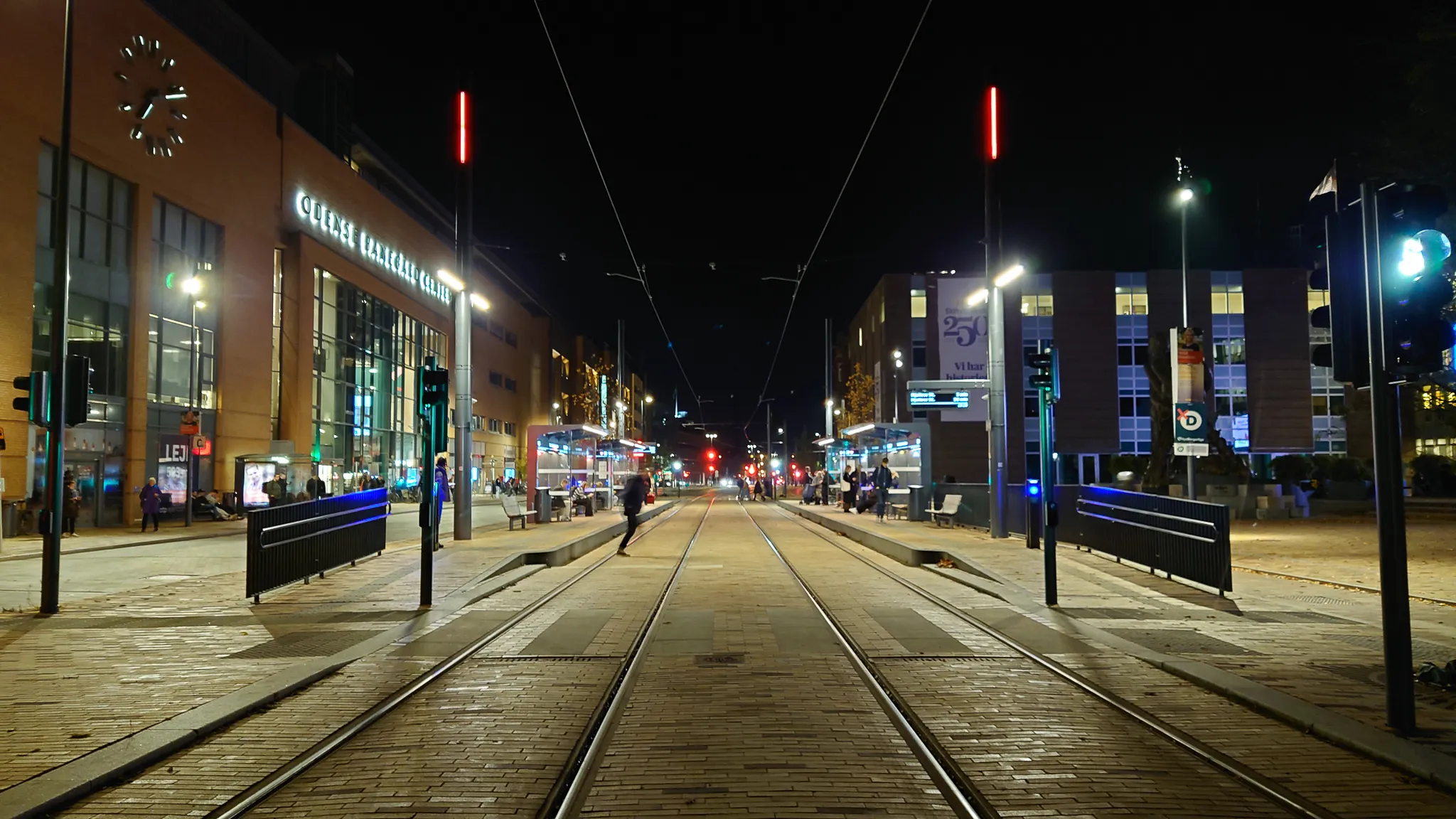 Billede af Odense Banegård Letbanestation.