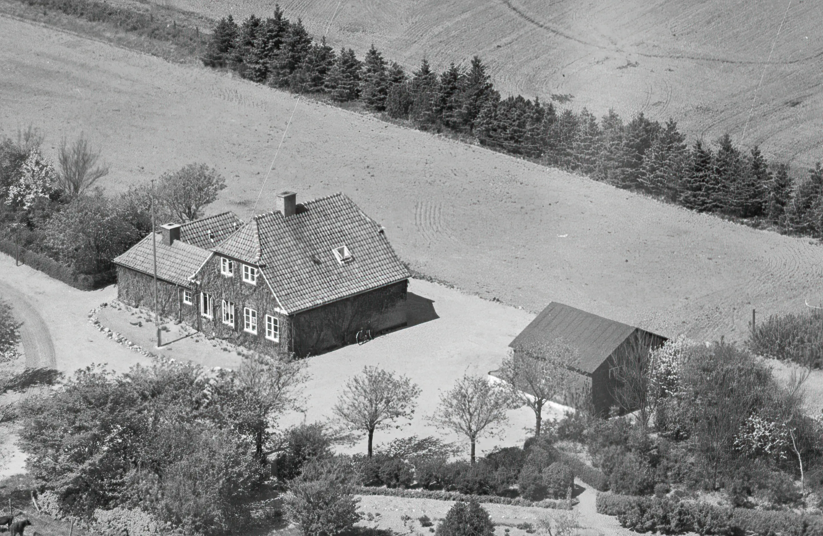 Billede af Alslev Kro Billetsalgssted med Sidespor. Billede af Alslev Kro Billetsalgssted med Sidespor.