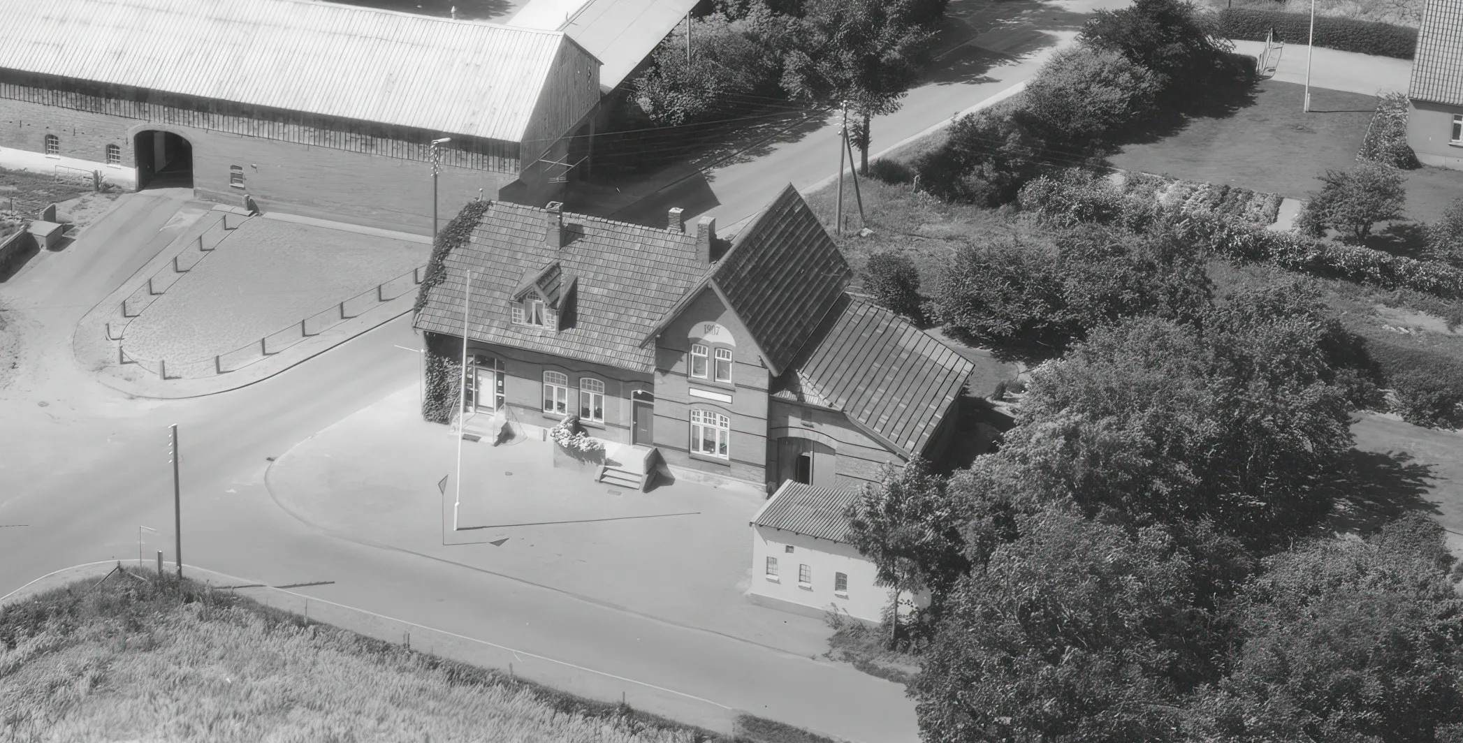 Billede af Vandling Station. Billede af Vandling Station.