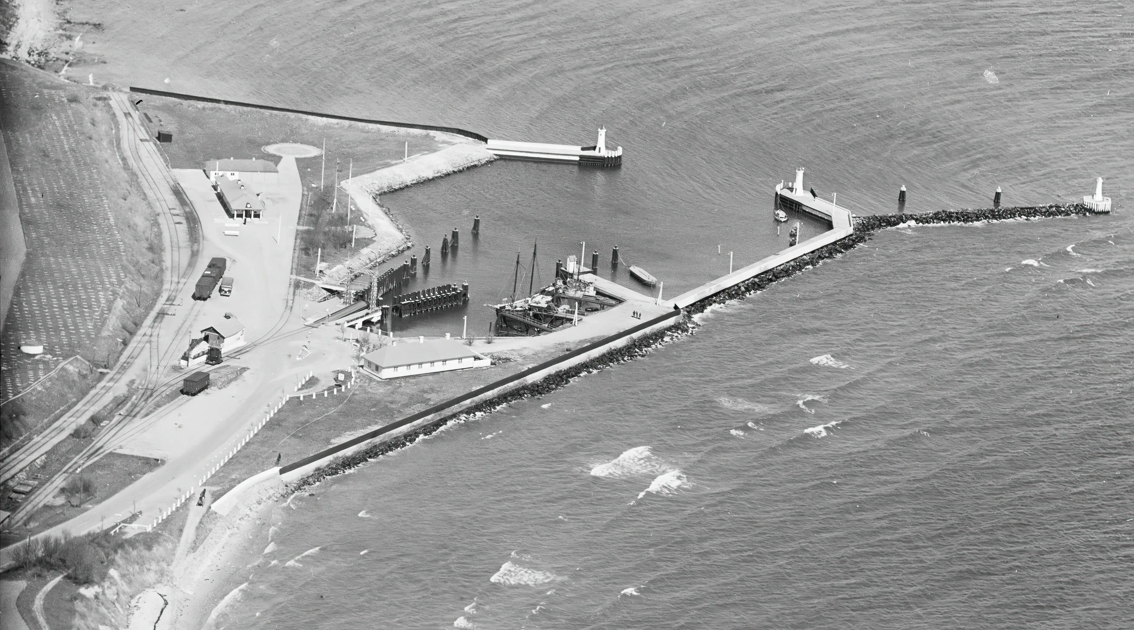 Billede af Mommark Færge Station. Billede af Mommark Færge Station.