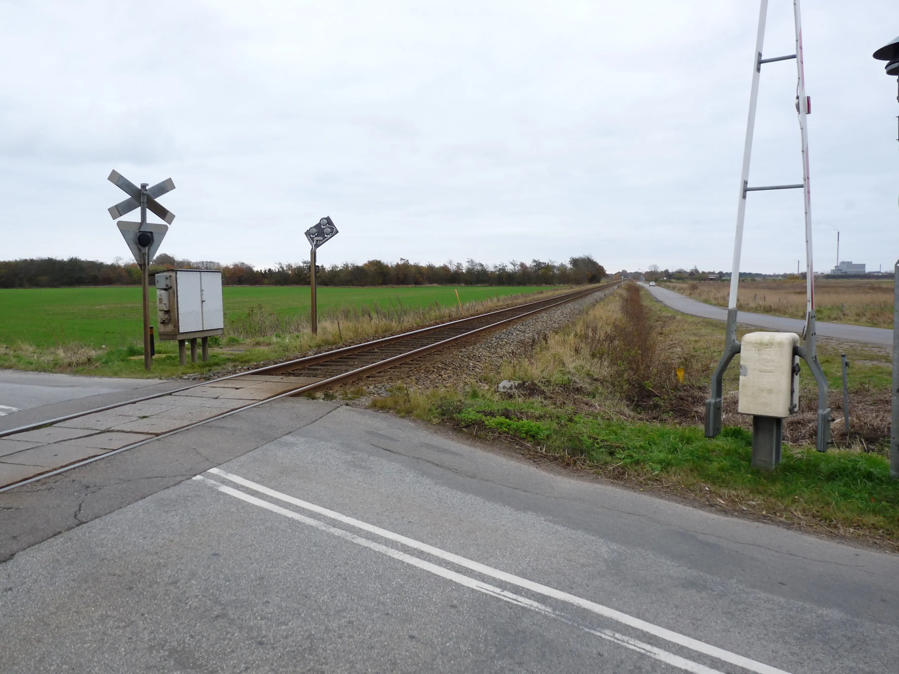 Billede af Elling Trinbræt - Trinbræt er nedrevet, men Elling Trinbræt har ligget her. Billede af Elling Trinbræt - Trinbræt er nedrevet, men Elling Trinbræt har ligget her.