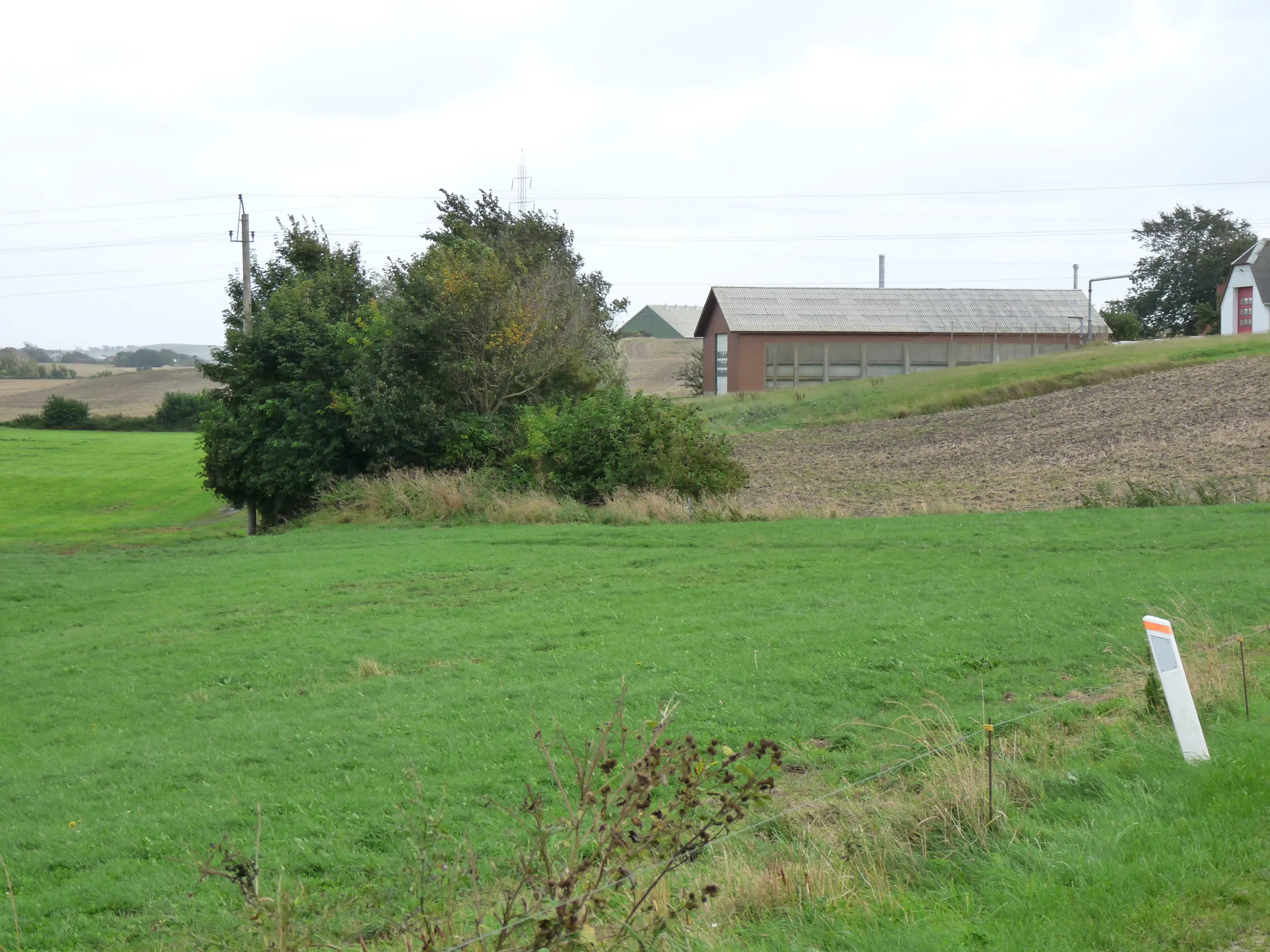 Billede af Kaastrup Trinbræt - Trinbræt er nedrevet, men Kaastrup Trinbræt har ligget her. Billede af Kaastrup Trinbræt - Trinbræt er nedrevet, men Kaastrup Trinbræt har ligget her.