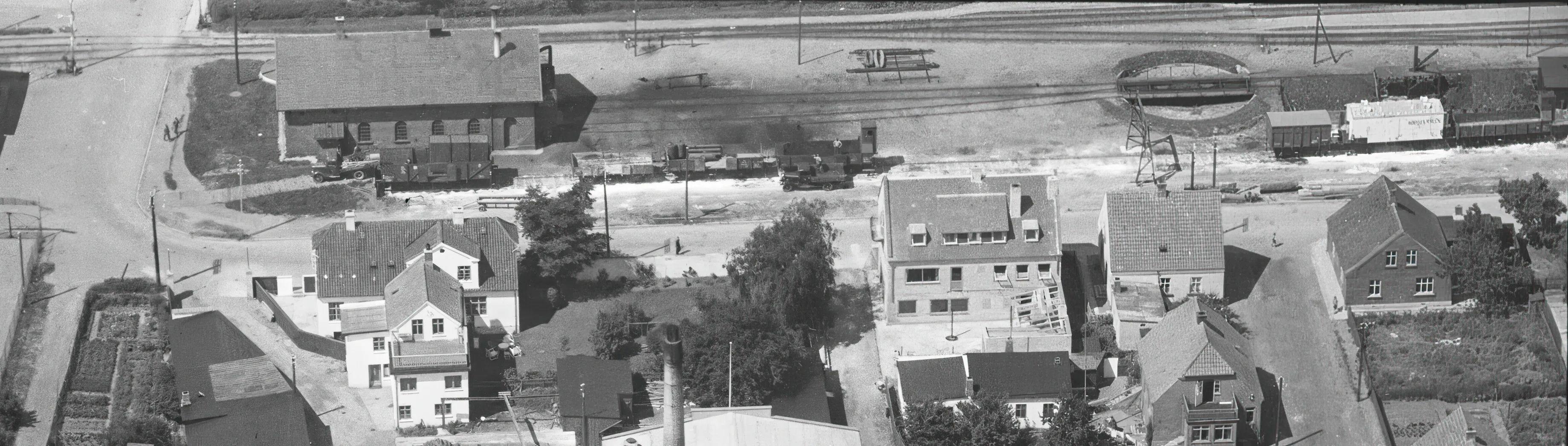 Billede af Hadsund Nord Stations remise. Billede af Hadsund Nord Stations remise.