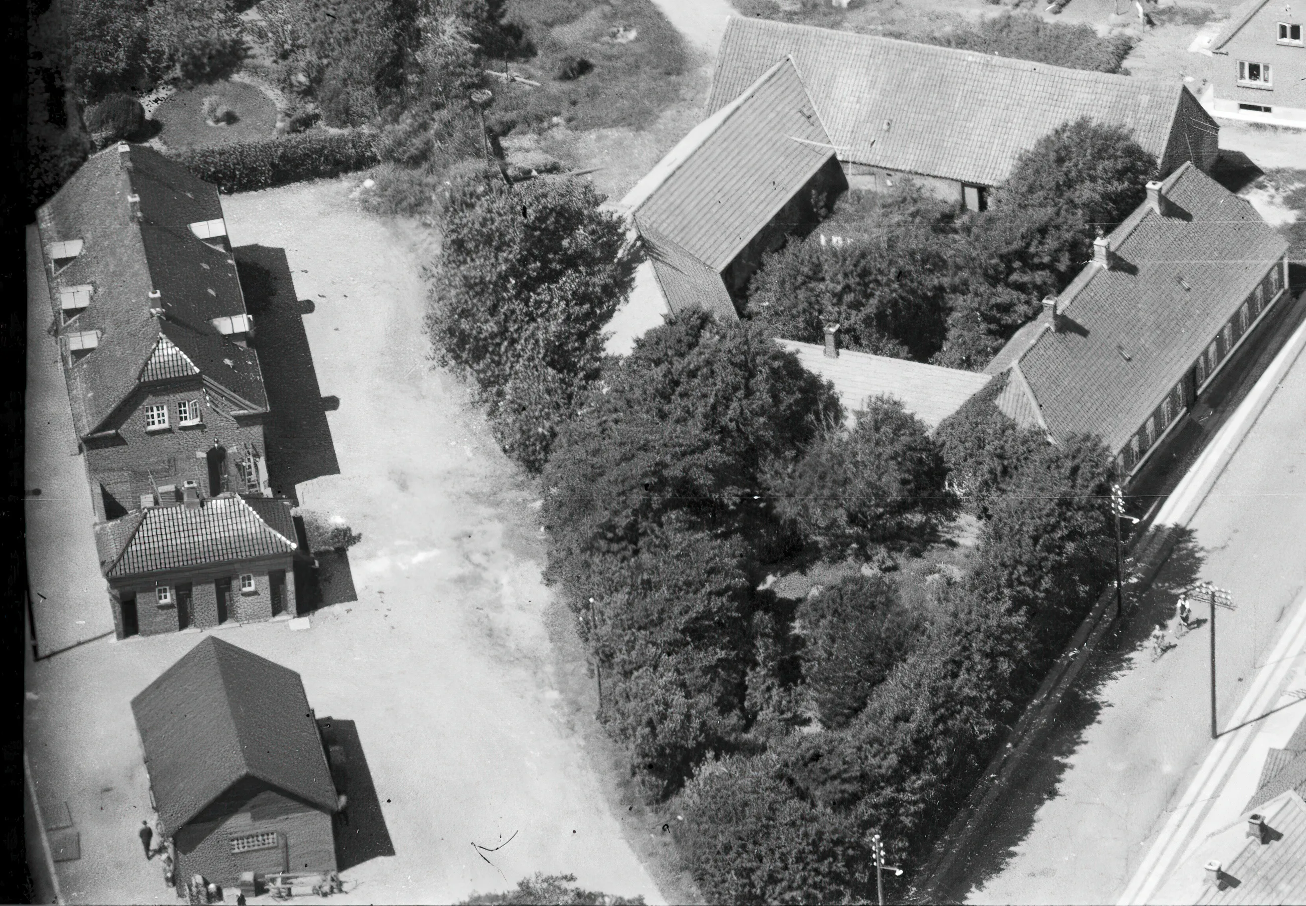 Billede af Bækmarksbro Station. Billede af Bækmarksbro Station.