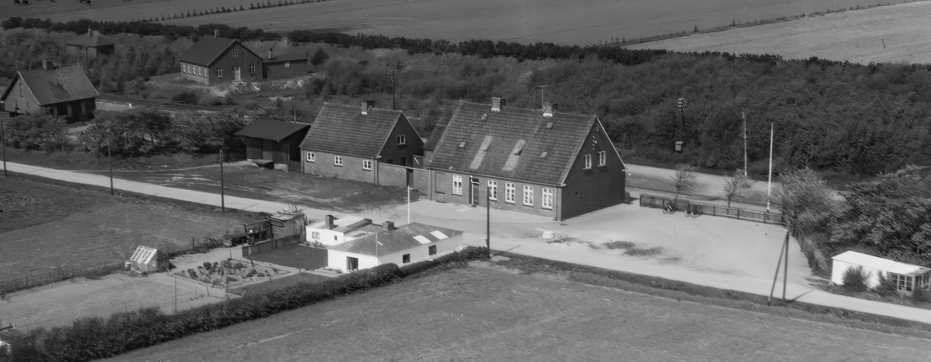 Billede af Velling Station. Billede af Velling Station.