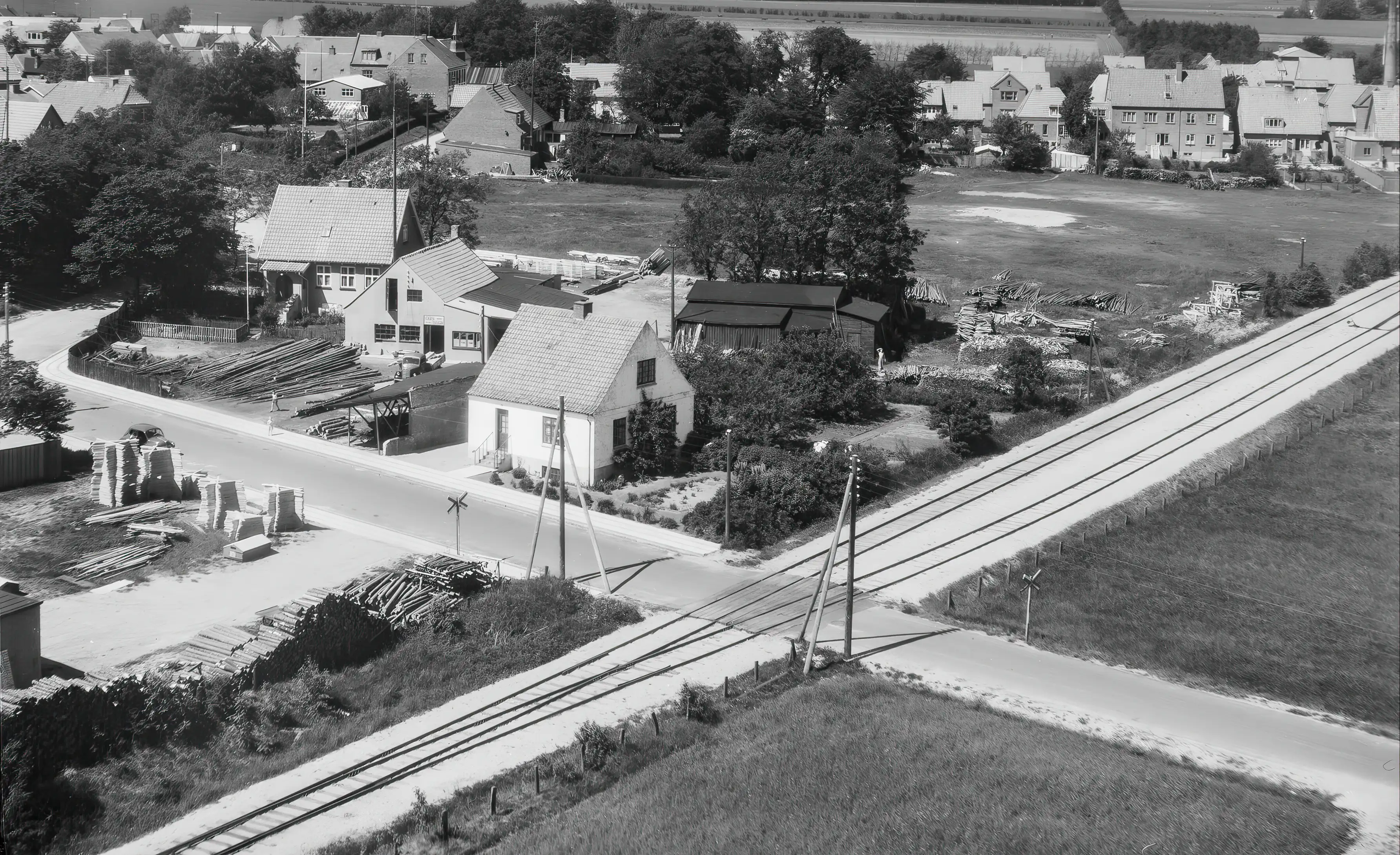 Billede af Videbæk ved Gl. Kongevej Trinbræt - Trinbræt er nedrevet, men Videbæk ved Gl. Kongevej Trinbræt har ligget her. Billede af Videbæk ved Gl. Kongevej Trinbræt - Trinbræt er nedrevet, men Videbæk ved Gl. Kongevej Trinbræt har ligget her.
