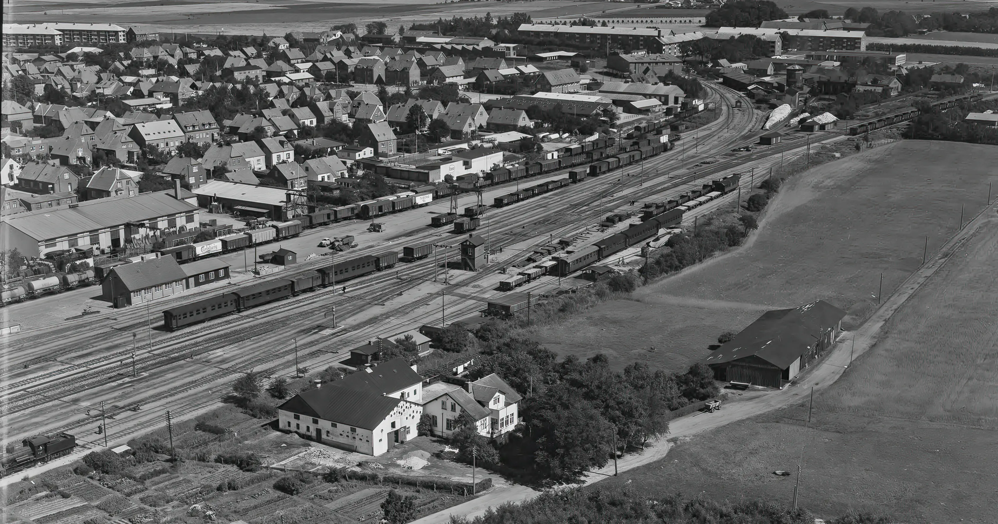 Billede af Herning Banegårds sporareal. Billede af Herning Banegårds sporareal.