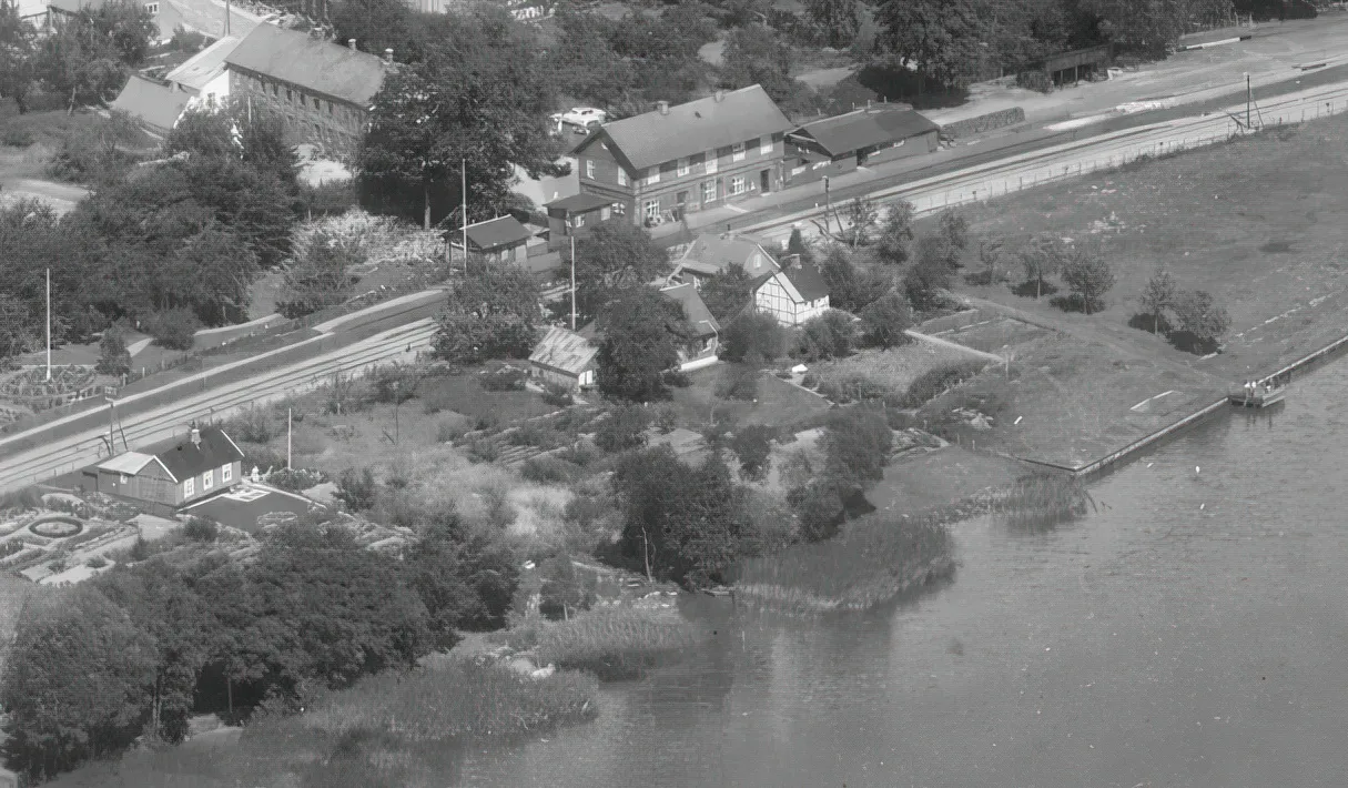 Billede af Laven Station.