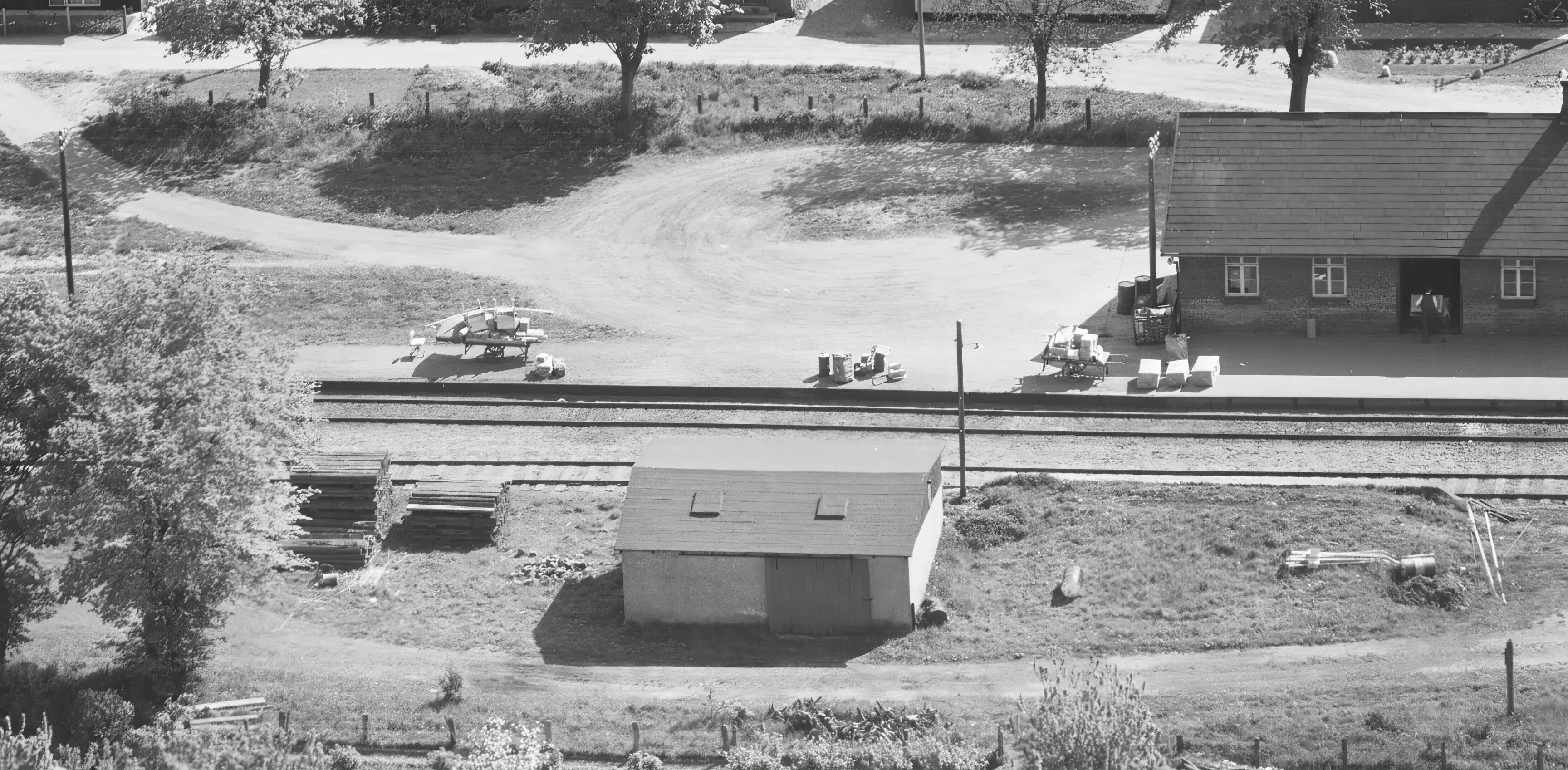 Billede af Durup Stations varehus. Billede af Durup Stations varehus.