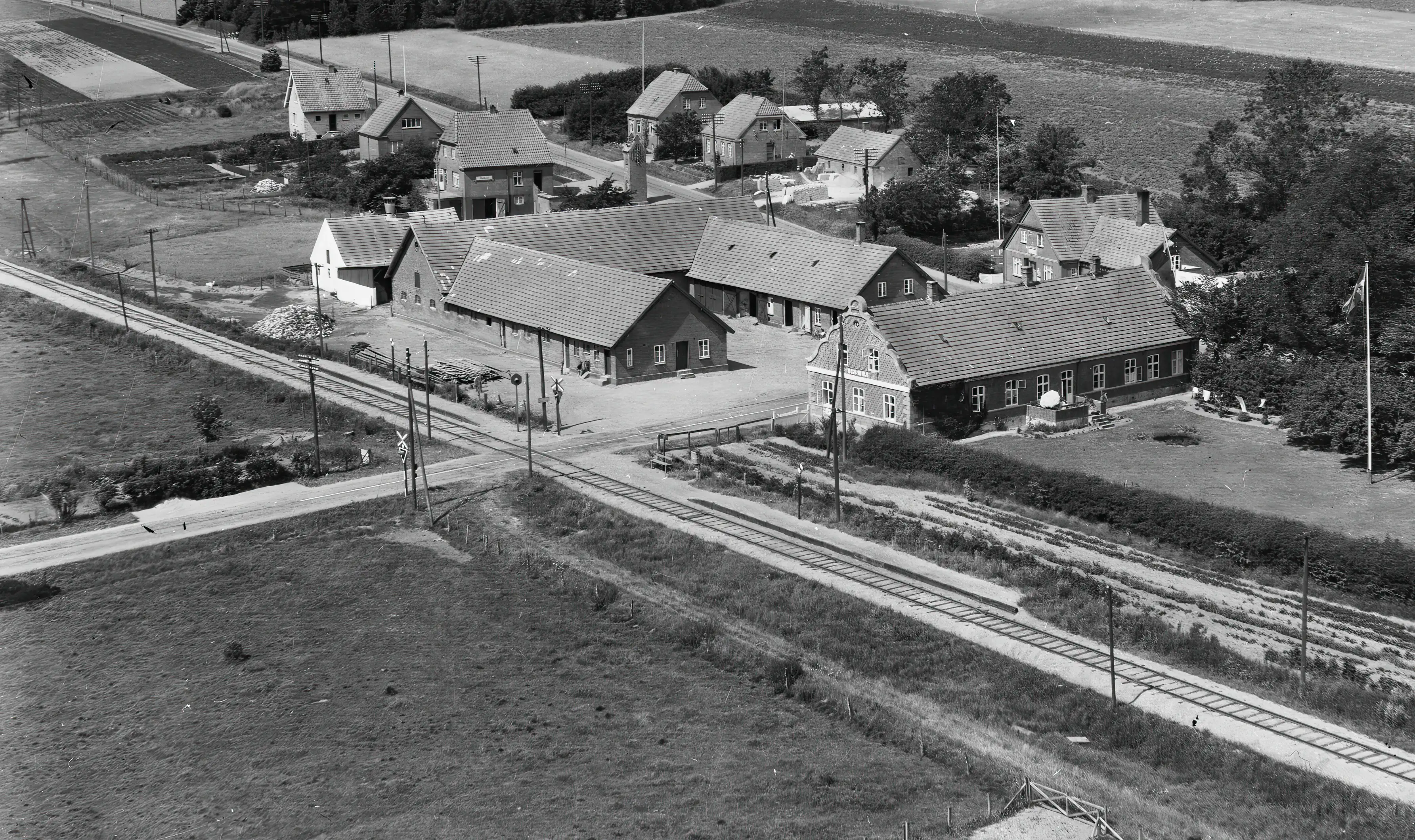 Billede af Løvskalvejen Trinbræt. Billede af Løvskalvejen Trinbræt.