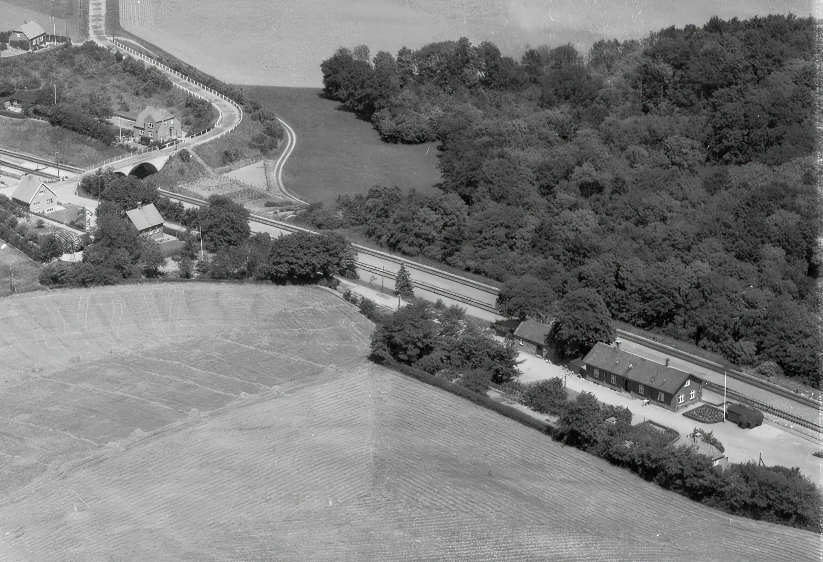 Billede af Hylke Station. Billede af Hylke Station.