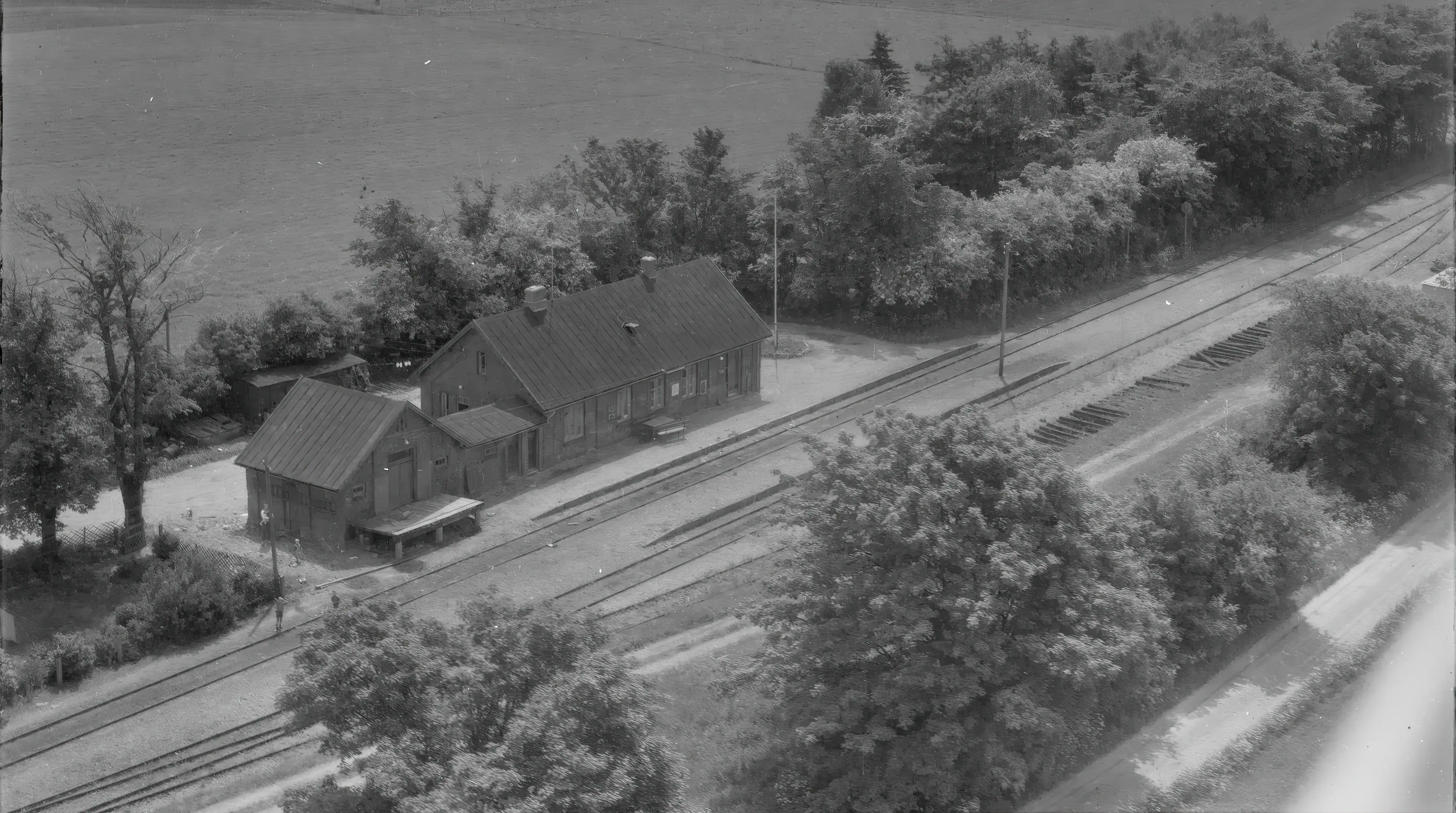 Billede af Hald Station. Billede af Hald Station.