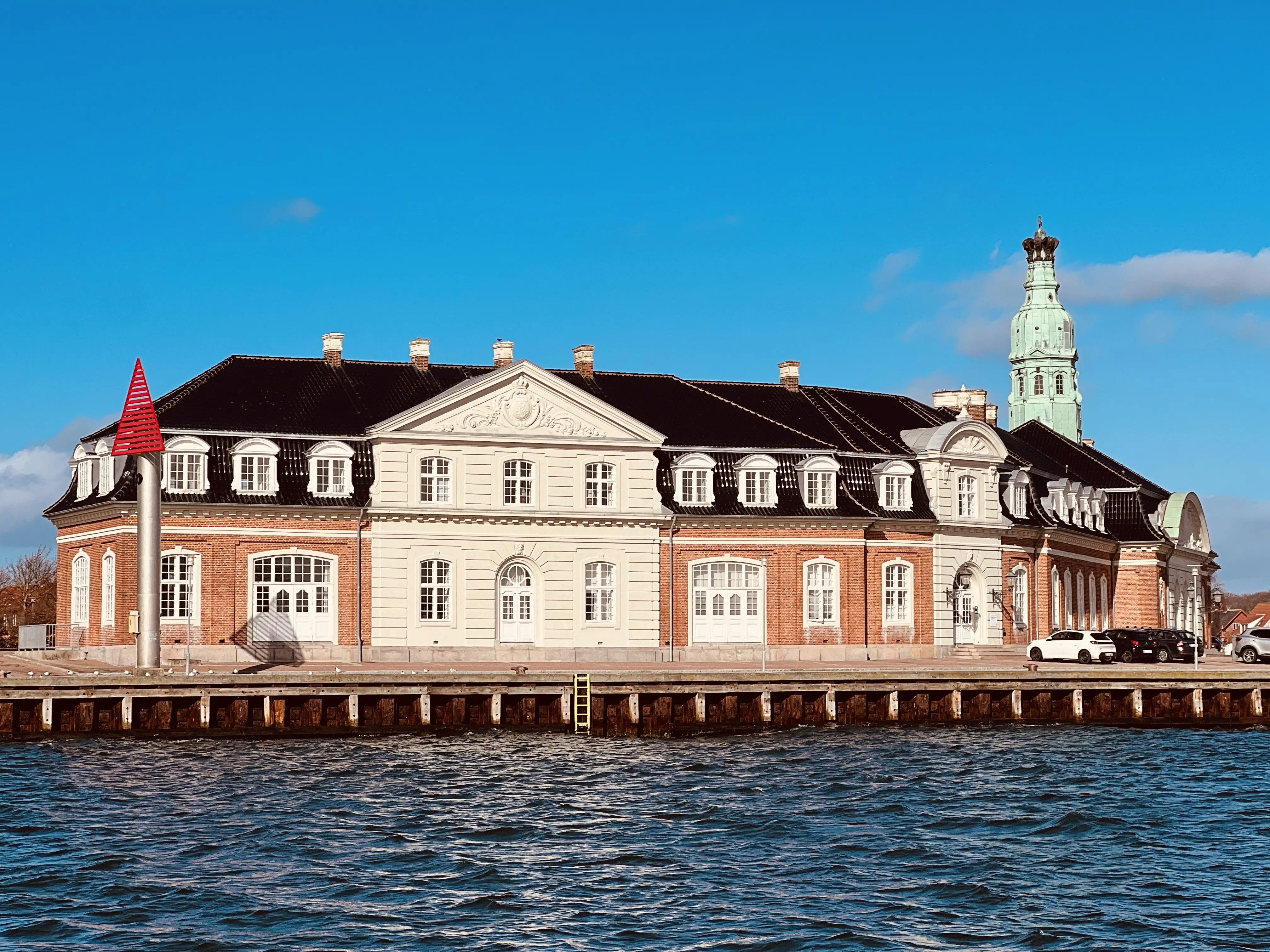 Billede af Korsør Station. Billede af Korsør Station.