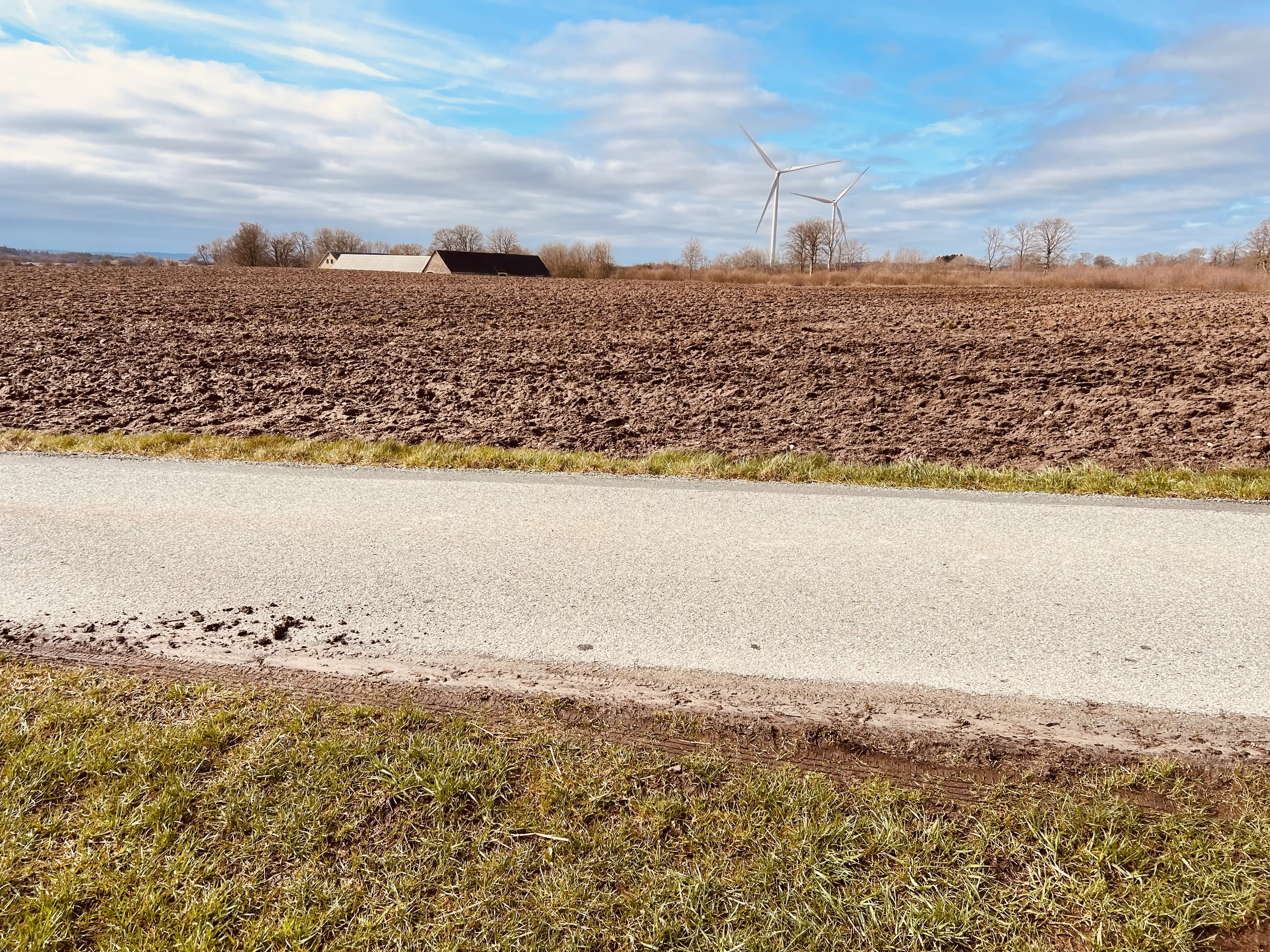 Billede af Tendrupvejen Trinbræt - Trinbræt er nedrevet, men Tendrupvejen Trinbræt har ligget her. Billede af Tendrupvejen Trinbræt - Trinbræt er nedrevet, men Tendrupvejen Trinbræt har ligget her.