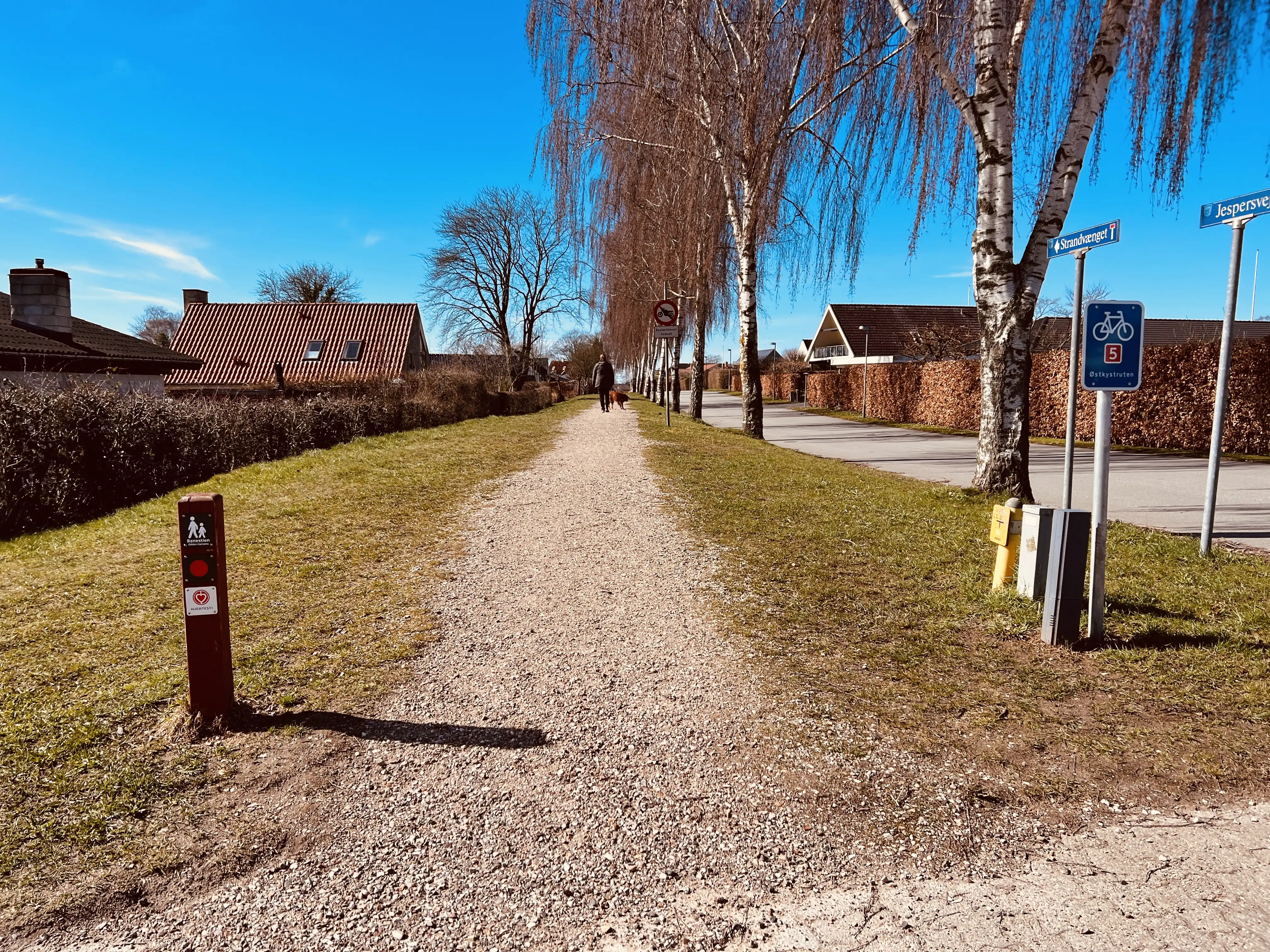 Billede af Husodde Trinbræt - Trinbræt er nedrevet, men Husodde Trinbræt har ligget her. Billede af Husodde Trinbræt - Trinbræt er nedrevet, men Husodde Trinbræt har ligget her.