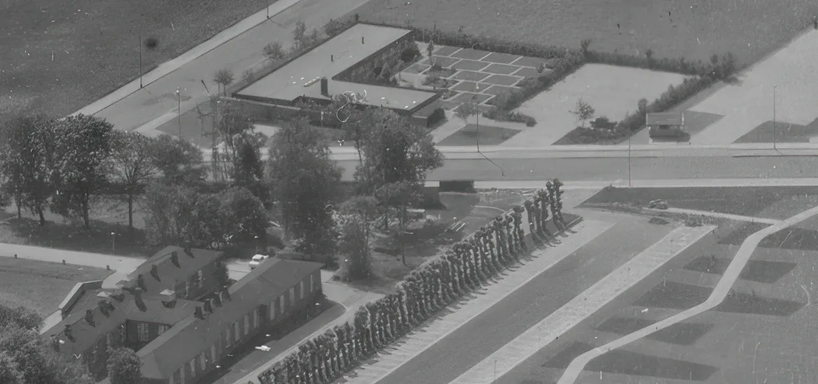 Billede af Linde Allé Trinbræt. Billede af Linde Allé Trinbræt.