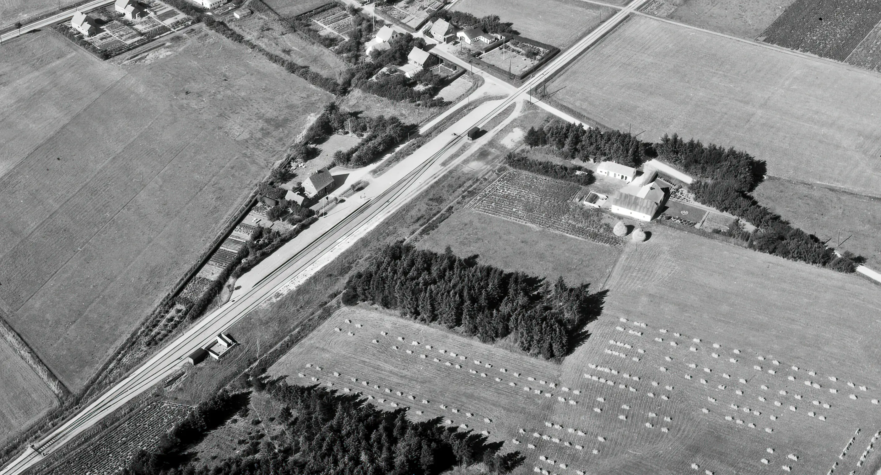 Billede af Krondal Billetsalgssted med Sidespor. Billede af Krondal Billetsalgssted med Sidespor.