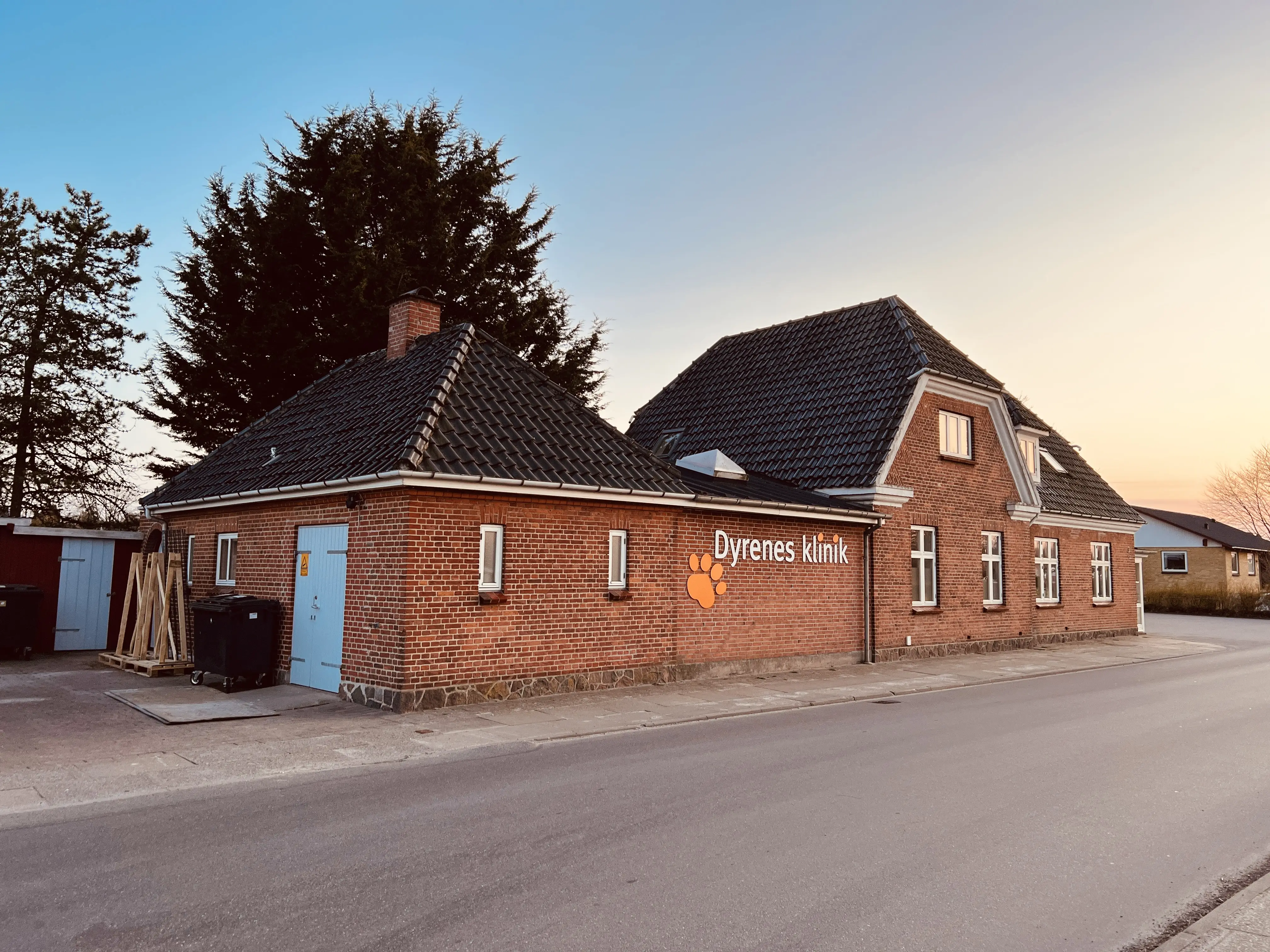 Billede af Korup Station. Billede af Korup Station.