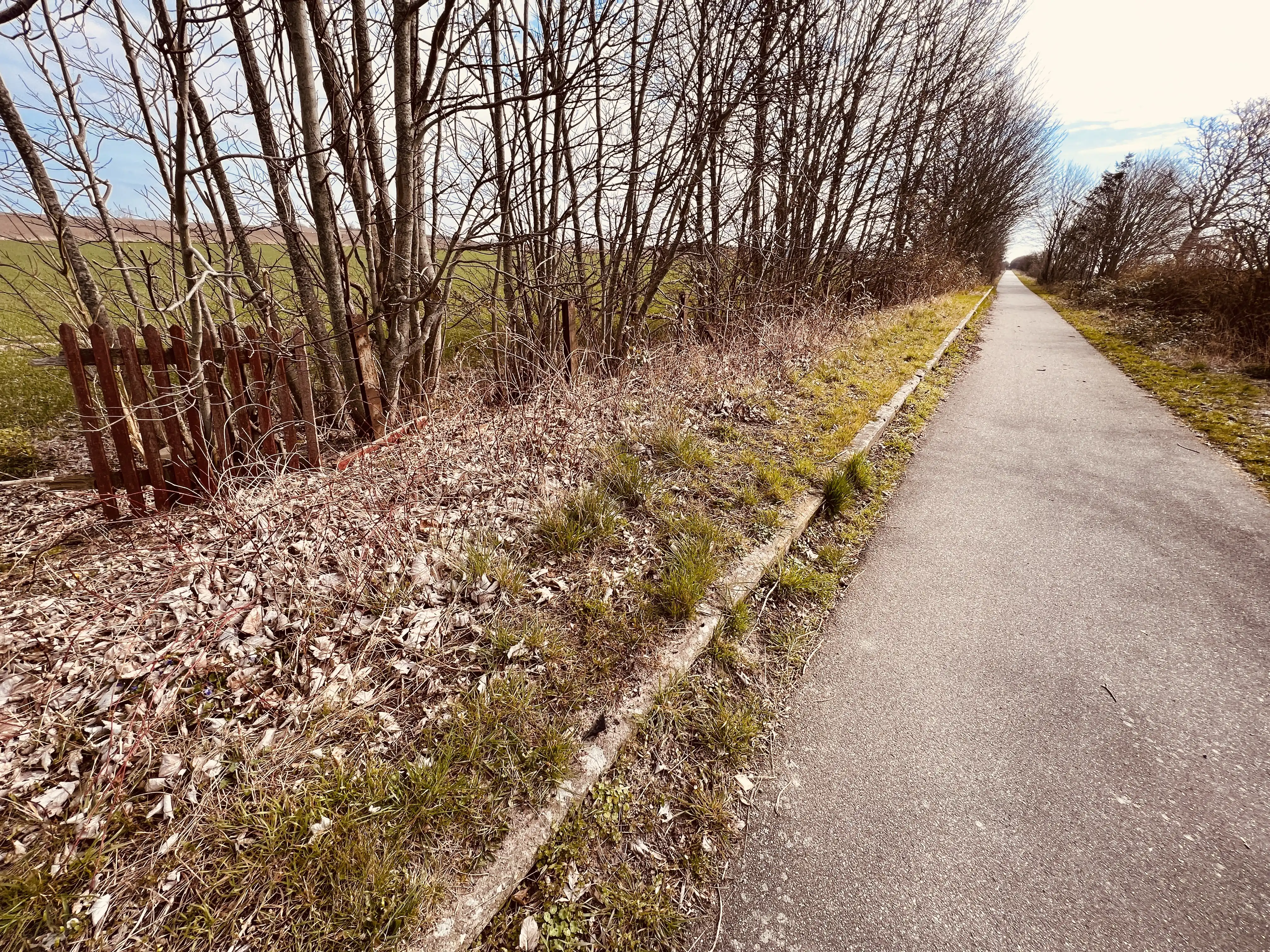 Billede af Holsteinborg Trinbræt - Trinbræt er nedrevet, men Holsteinborg Trinbræt har ligget her. Billede af Holsteinborg Trinbræt - Trinbræt er nedrevet, men Holsteinborg Trinbræt har ligget her.
