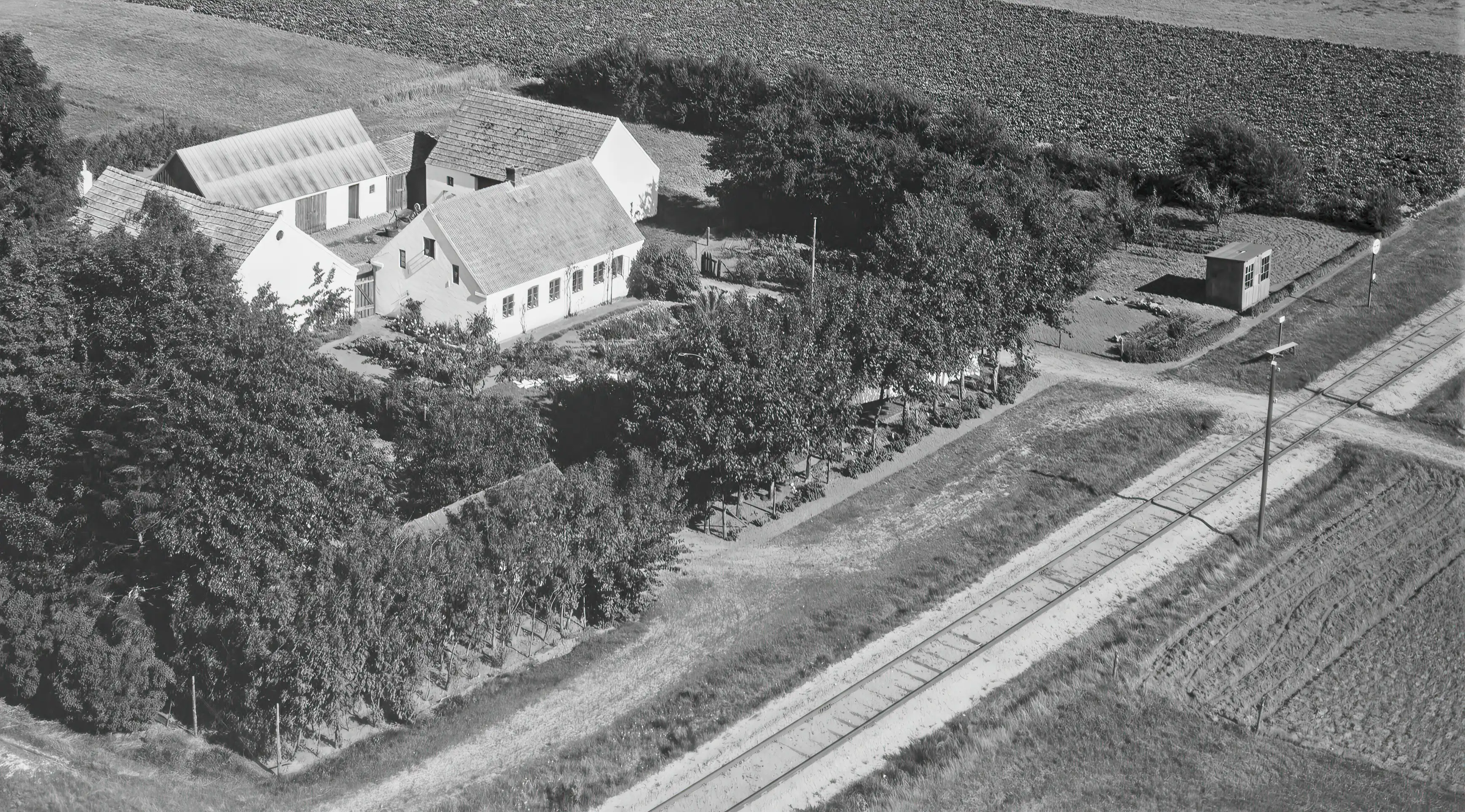 Billede af Kjærsgård Trinbræt. Billede af Kjærsgård Trinbræt.