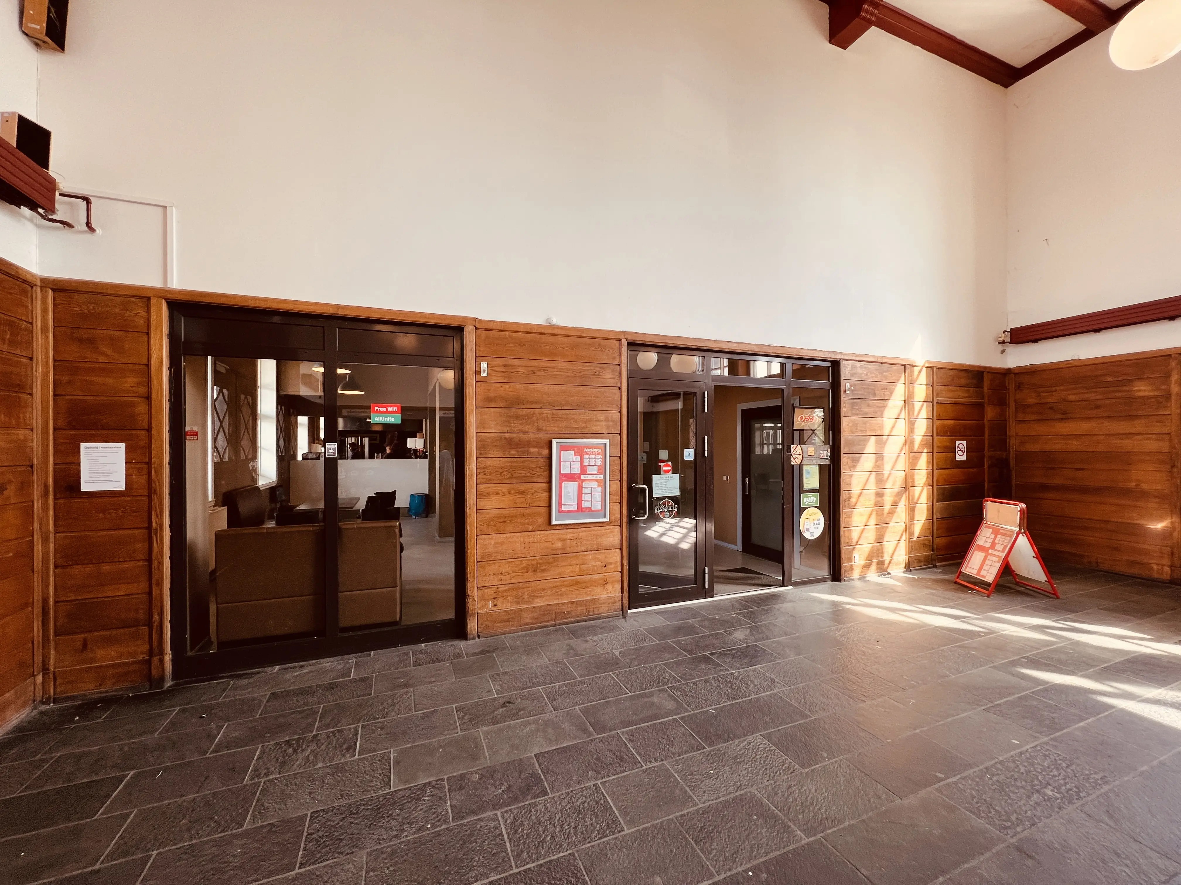 Billede af Nakskov Station.