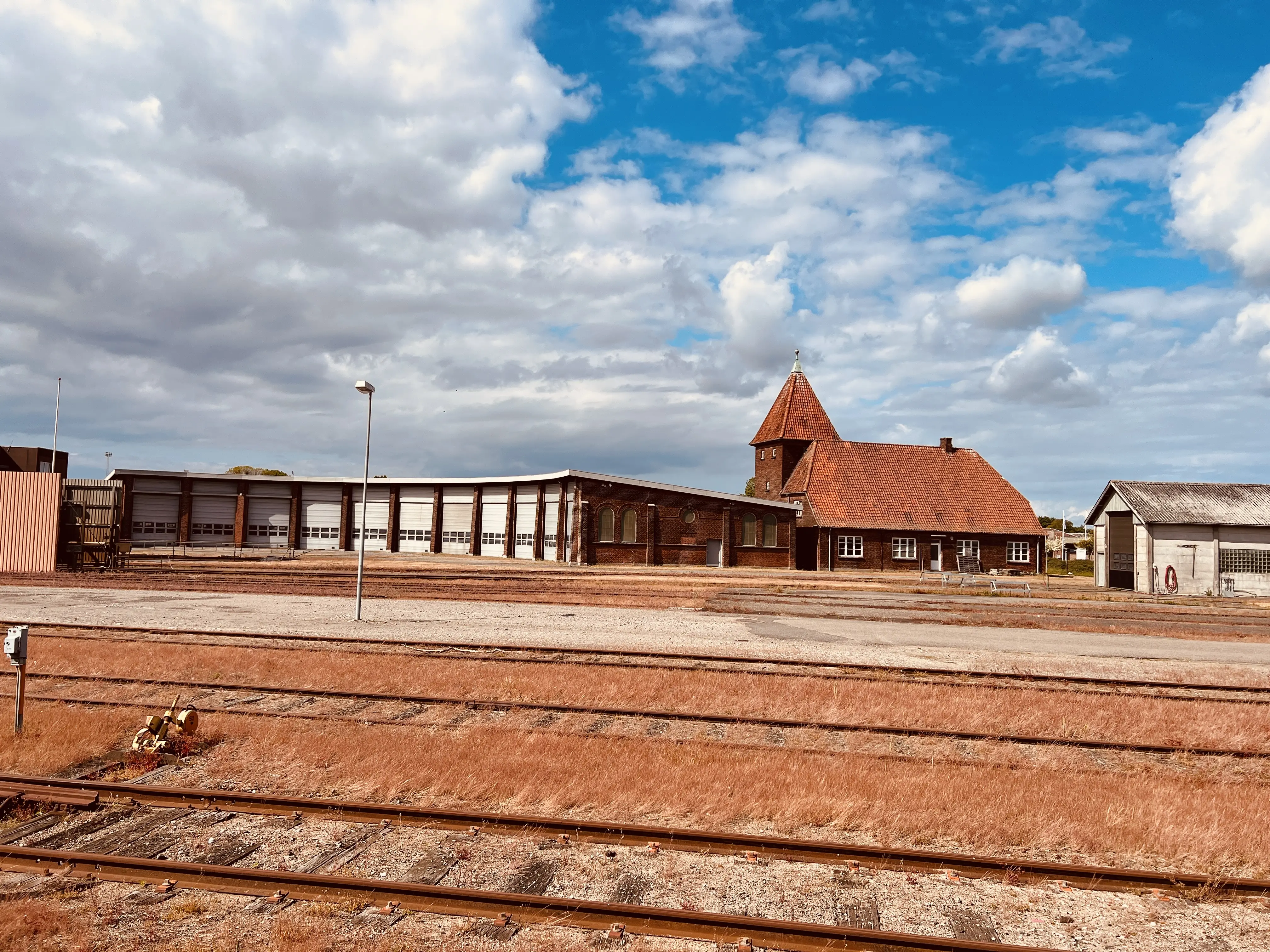 Billede af Nakskov Stations remise og værksted.