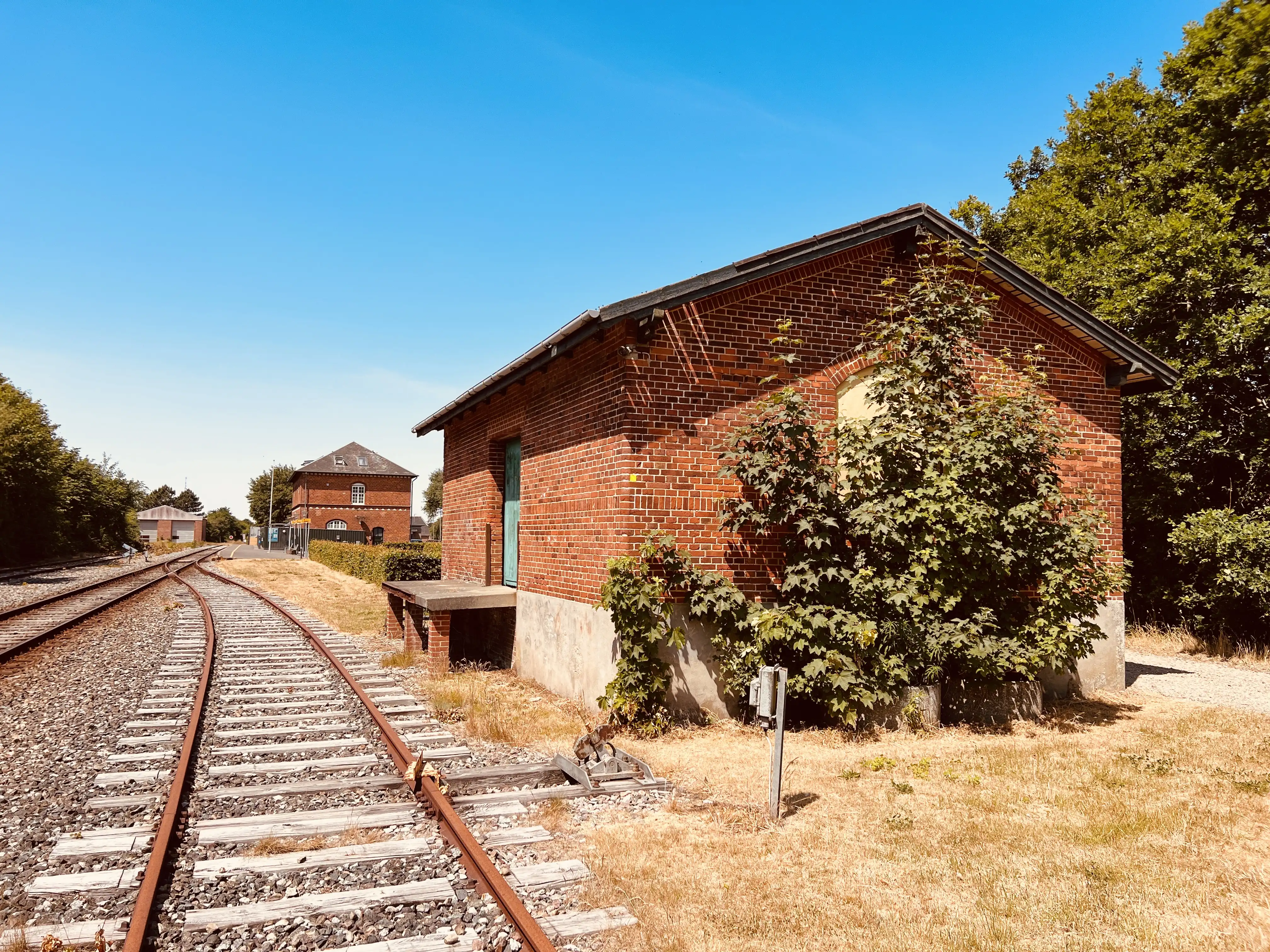 Billede af Nørre Nebel Stations varehus.