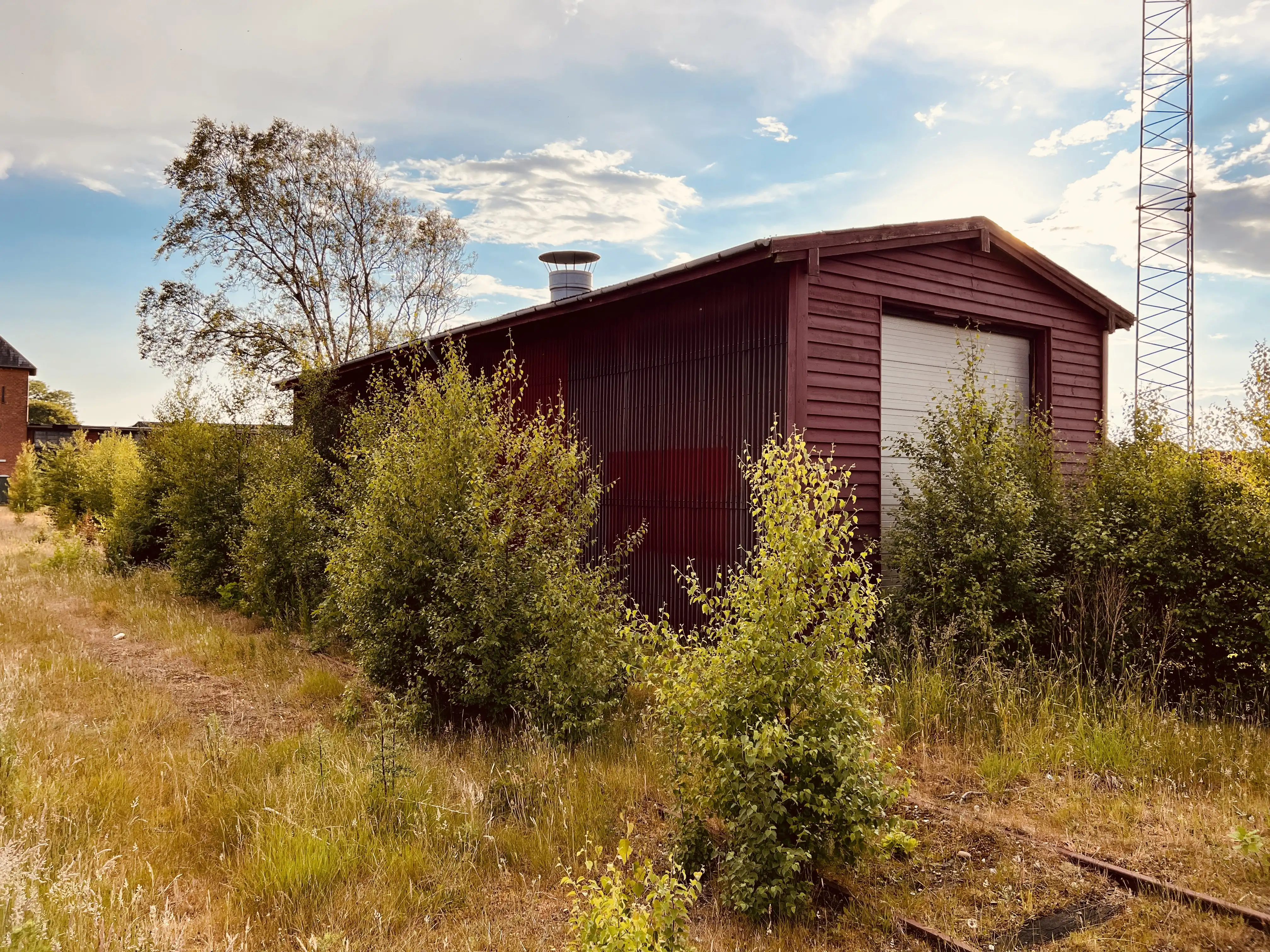 Billede af Varde Vest Stations remise.