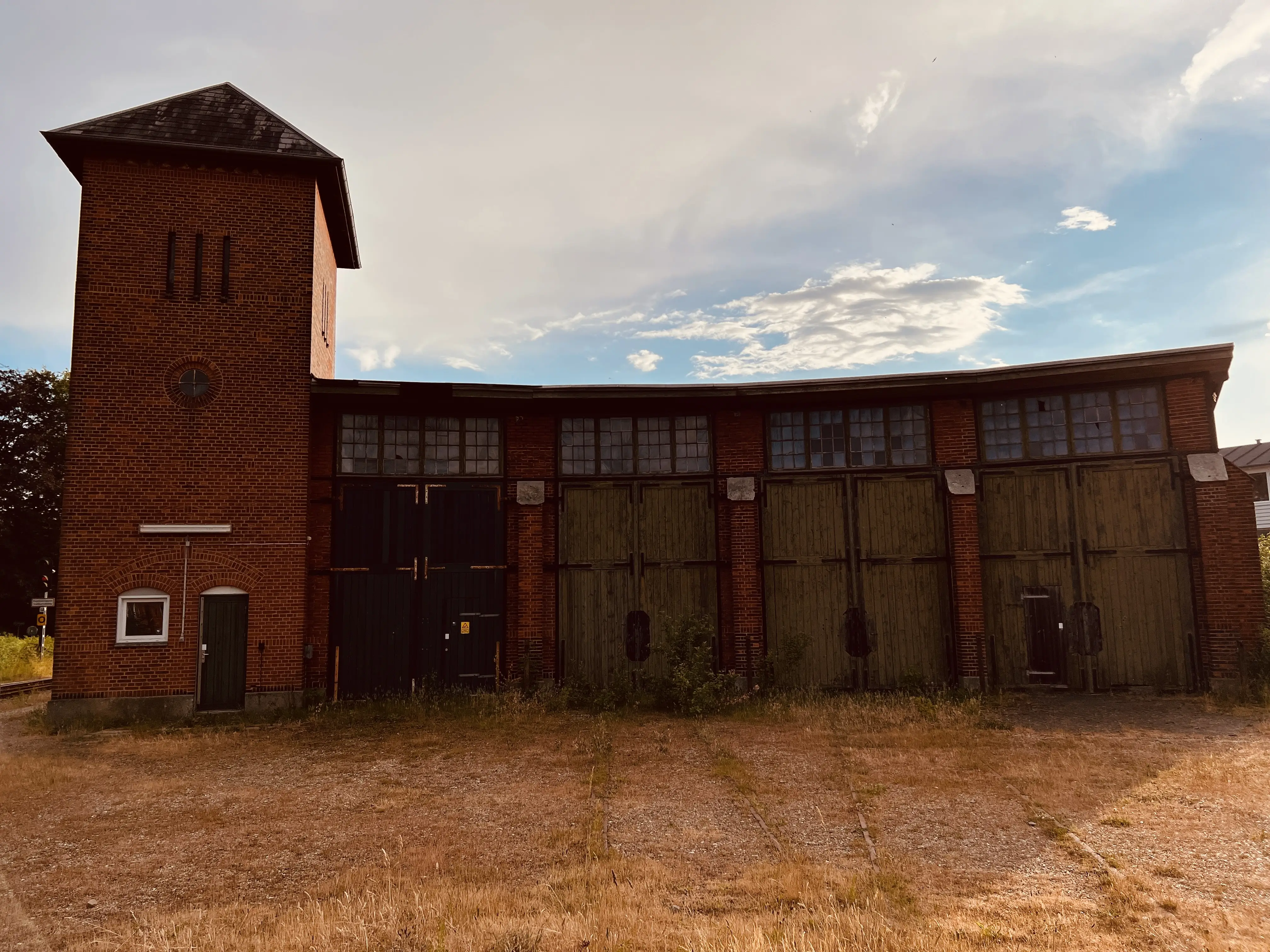 Billede af Varde Vest Stations remise.