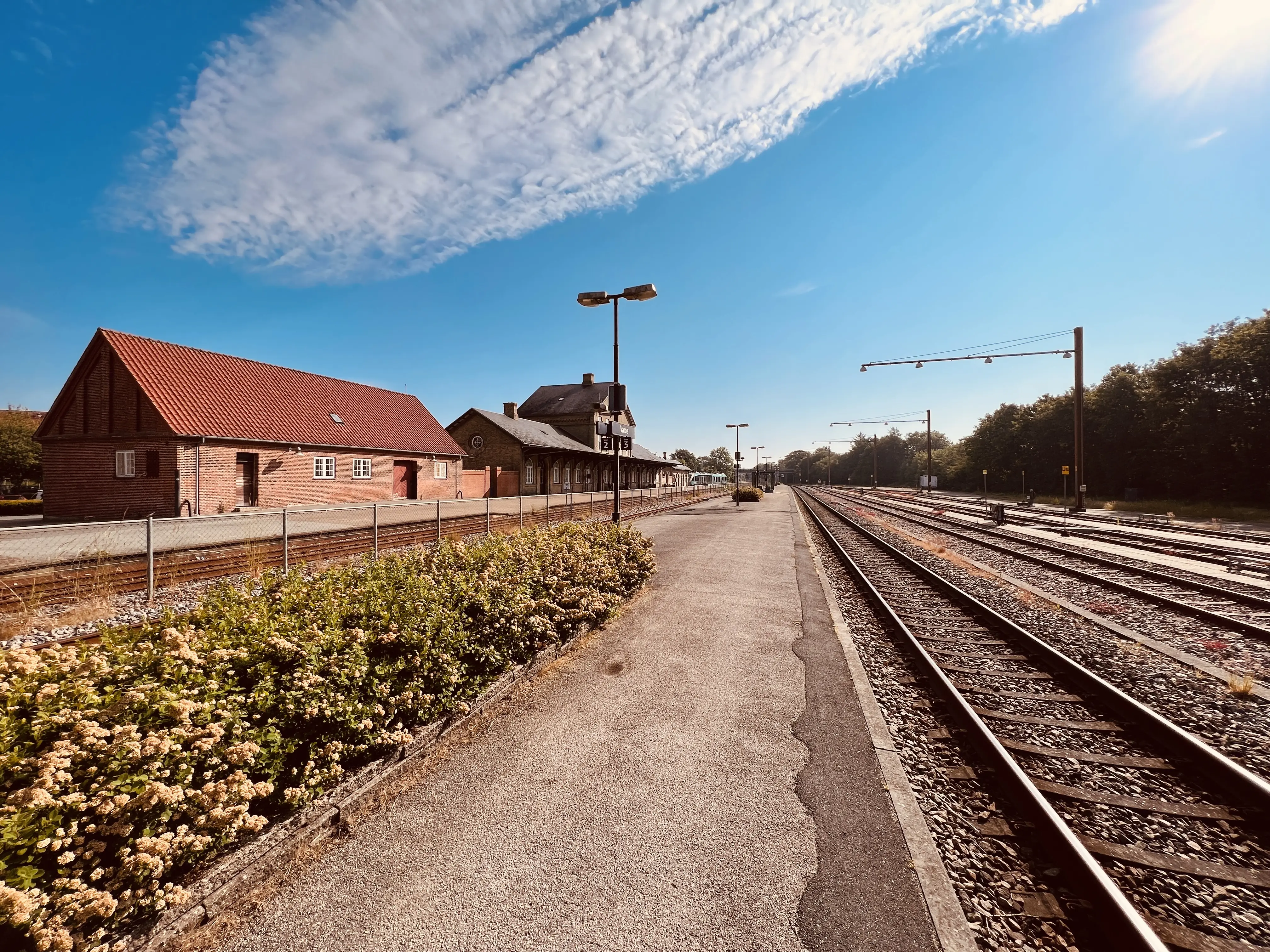 Billede af Varde Stations varehus. Billede af Varde Stations varehus.