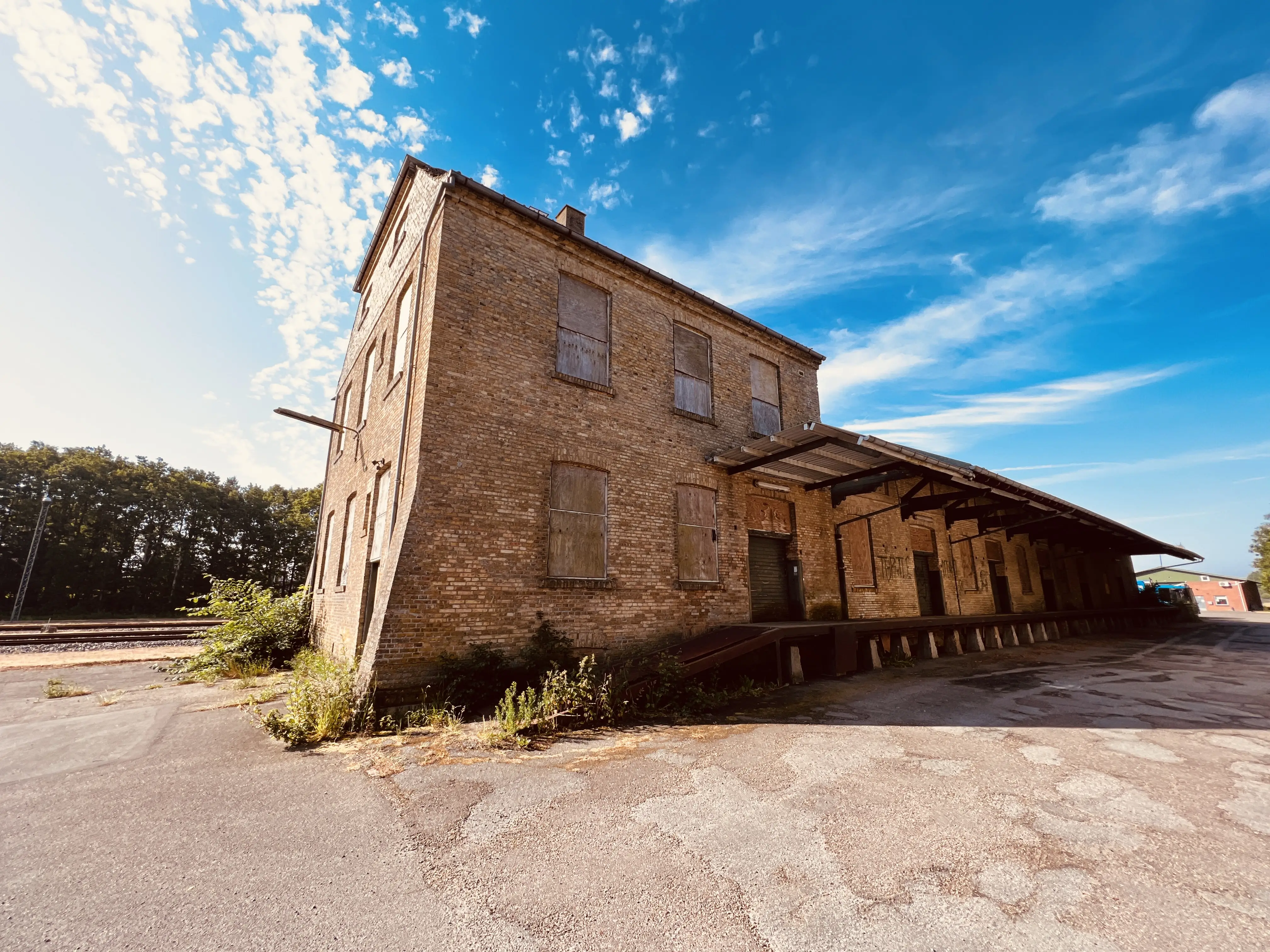 Billede af Varde Stations varehus. Billede af Varde Stations varehus.