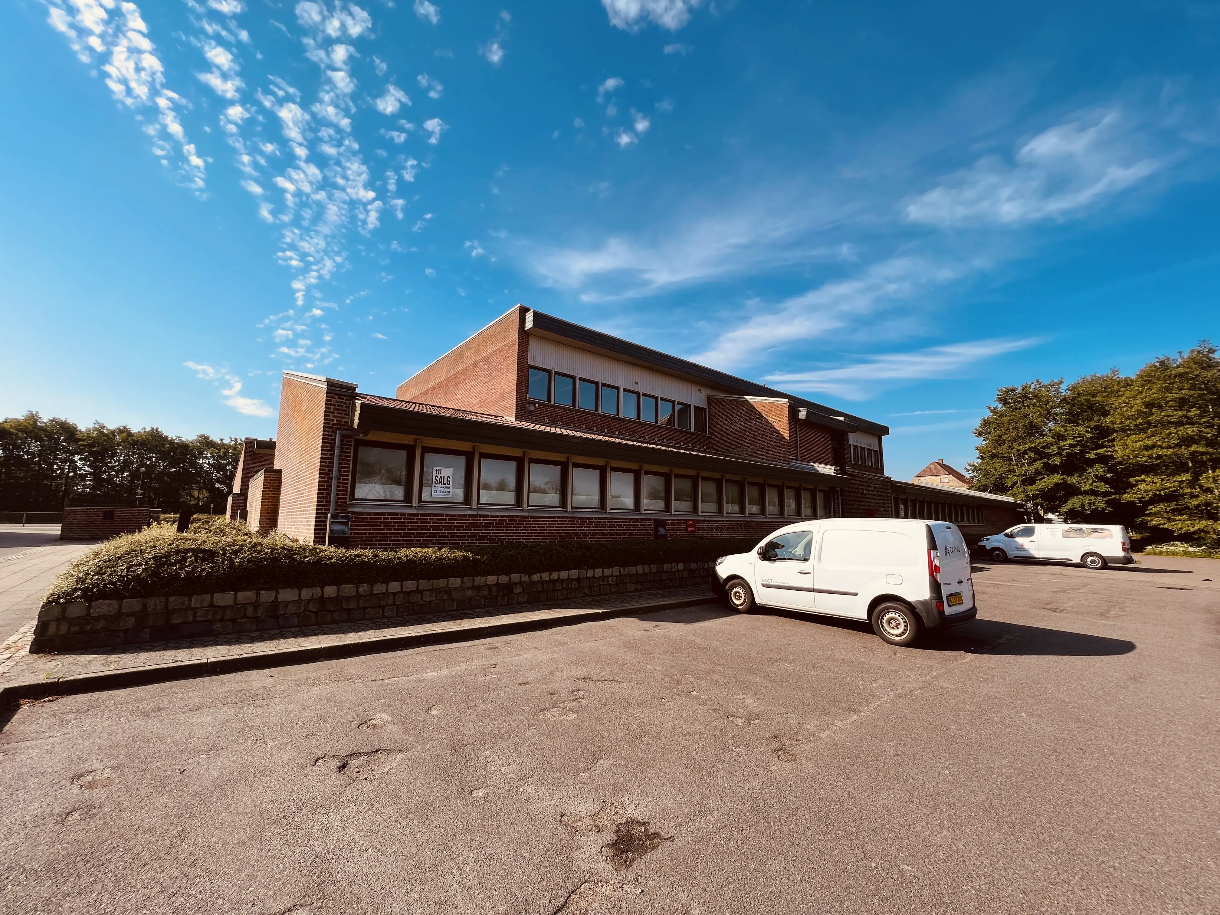 Billede af posthuset ved Varde Station. Billede af posthuset ved Varde Station.