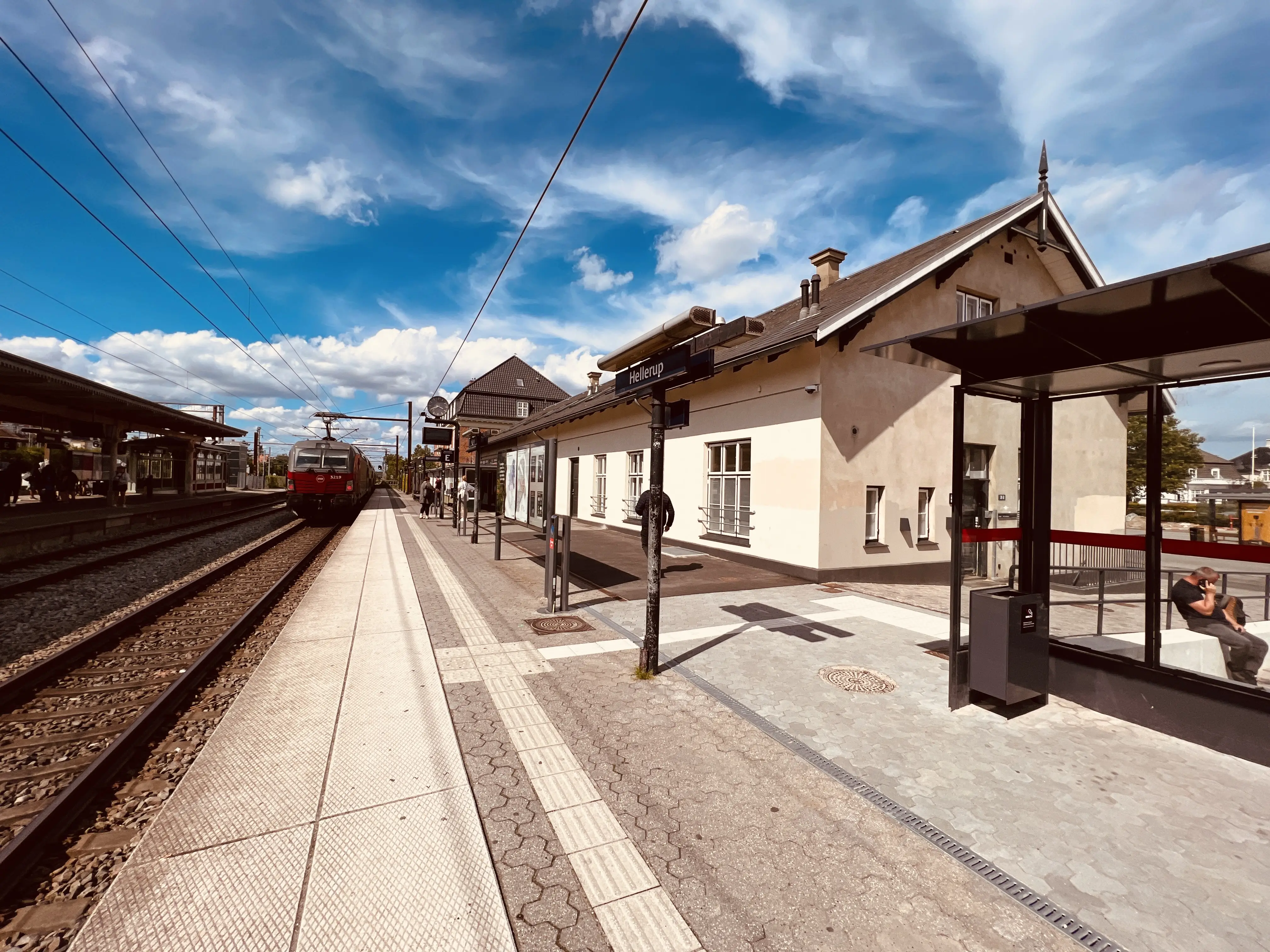 Billede af Hellerup Station. Billede af Hellerup Station.