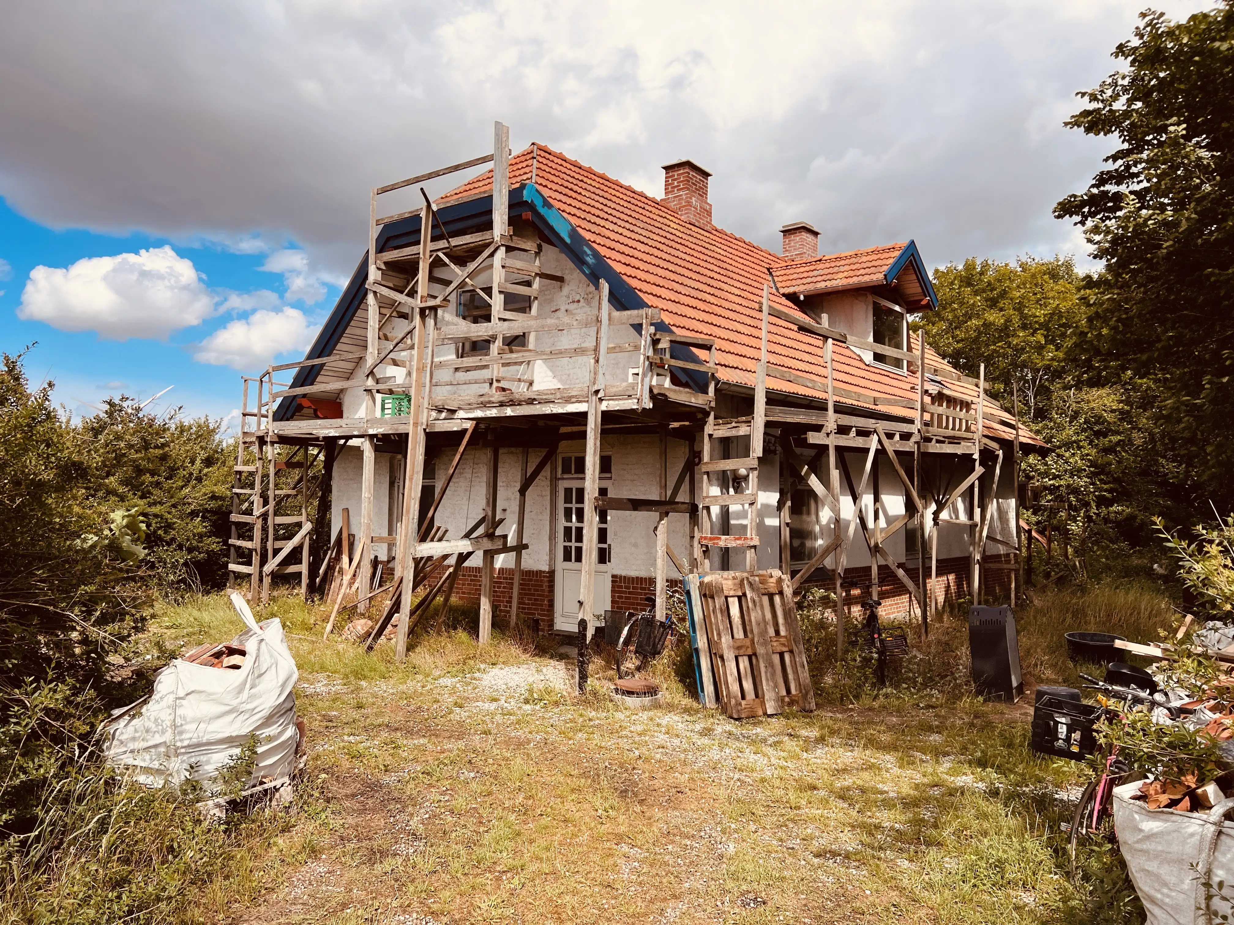 Billede af Sandby Holdeplads med sidespor. Billede af Sandby Holdeplads med sidespor.