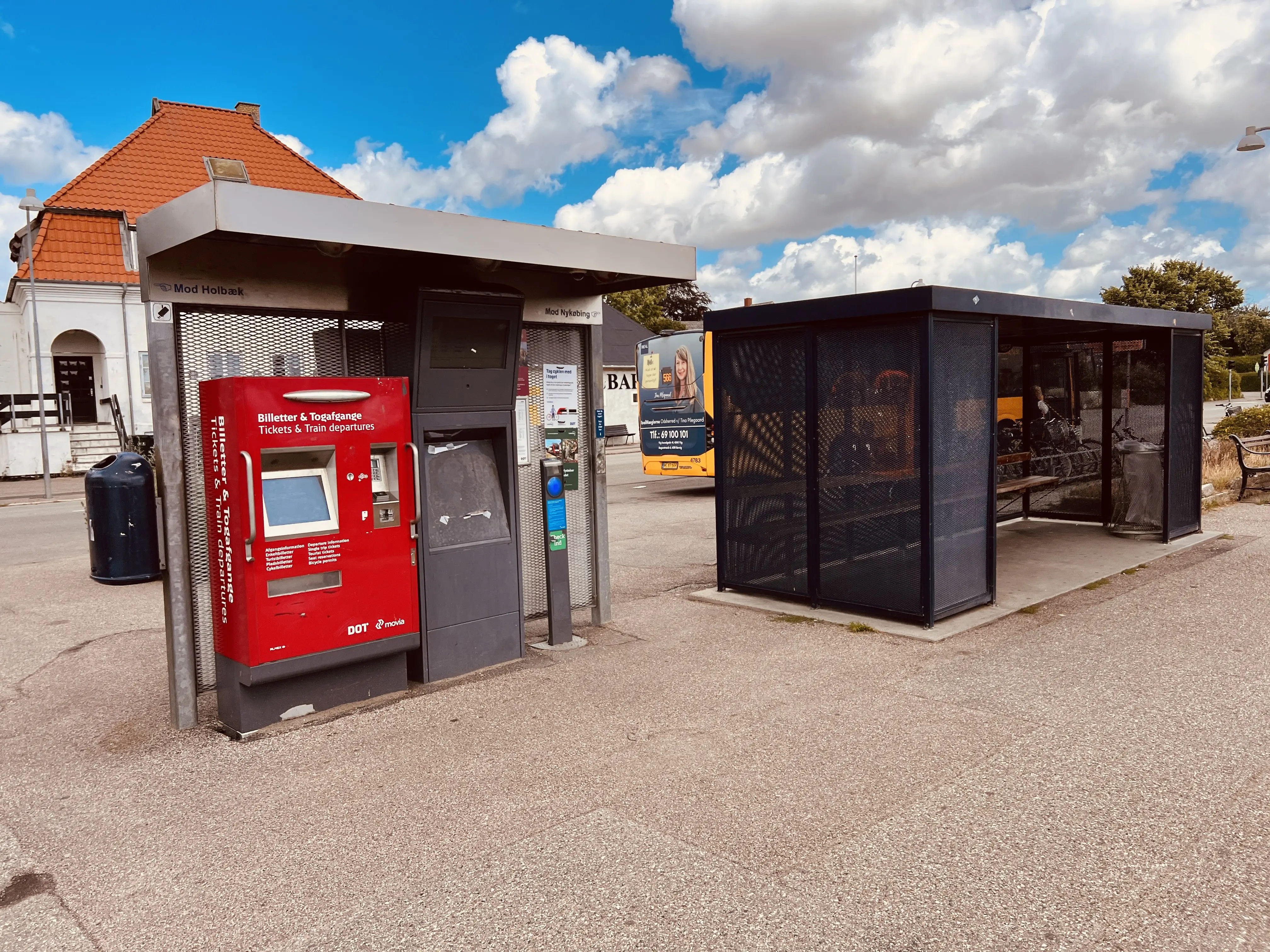 Billede af Asnæs Station. Billede af Asnæs Station.