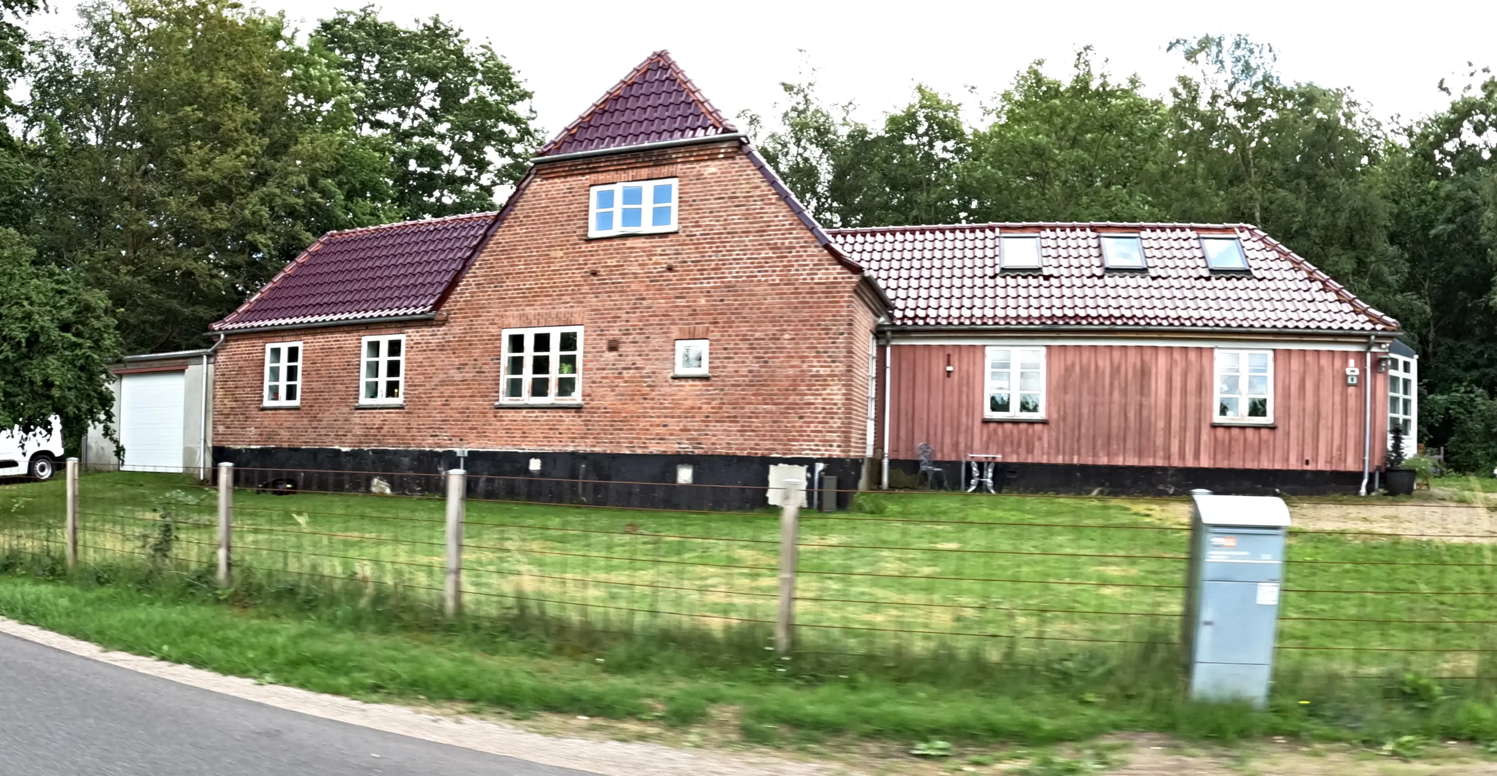 Billede af Drantum Billetsalgssted med Sidespor. Billede af Drantum Billetsalgssted med Sidespor.