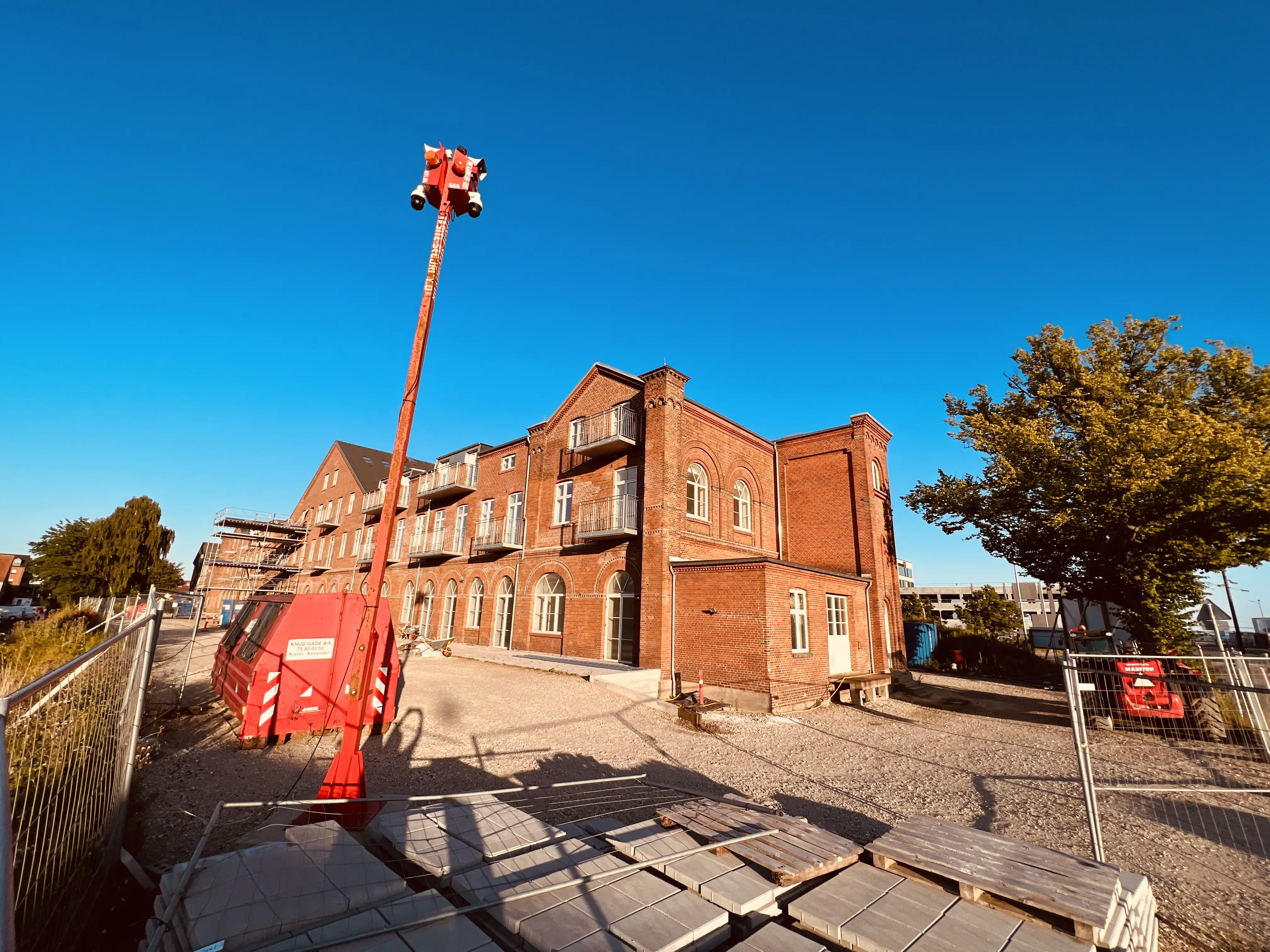 Billede af Fredericia Banegård, som er ved at komme sig efter branden den 28. januar 2022 kl. 02:15. Billede af Fredericia Banegård, som er ved at komme sig efter branden den 28. januar 2022 kl. 02:15.