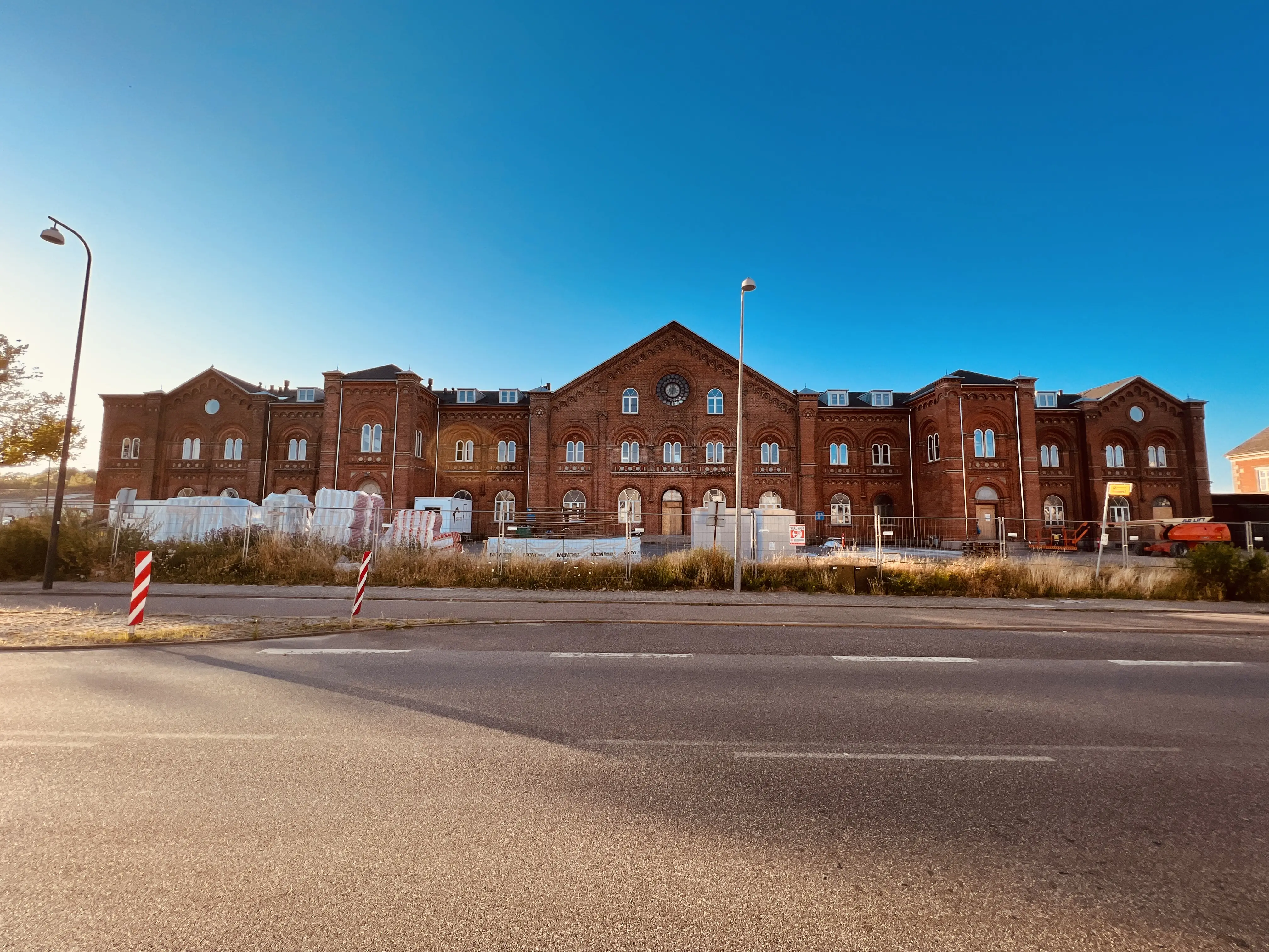 Billede af Fredericia Banegård, som er ved at komme sig efter branden den 28. januar 2022 kl. 02:15. Billede af Fredericia Banegård, som er ved at komme sig efter branden den 28. januar 2022 kl. 02:15.