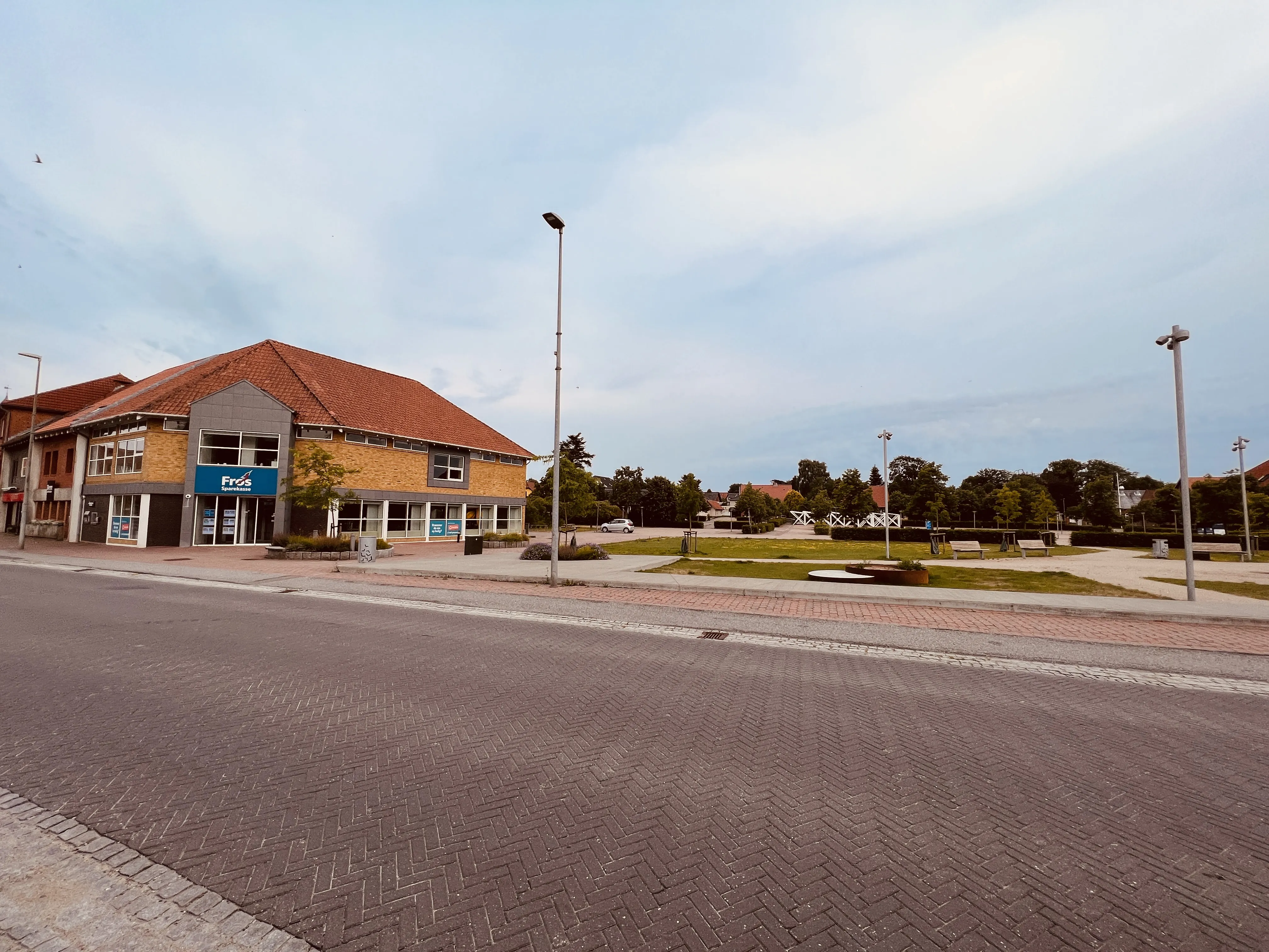 Billede af Rødding Amtsbanegård - Amtsbanegård er nedrevet, men Rødding Amtsbanegård har ligget her. Billede af Rødding Amtsbanegård - Amtsbanegård er nedrevet, men Rødding Amtsbanegård har ligget her.