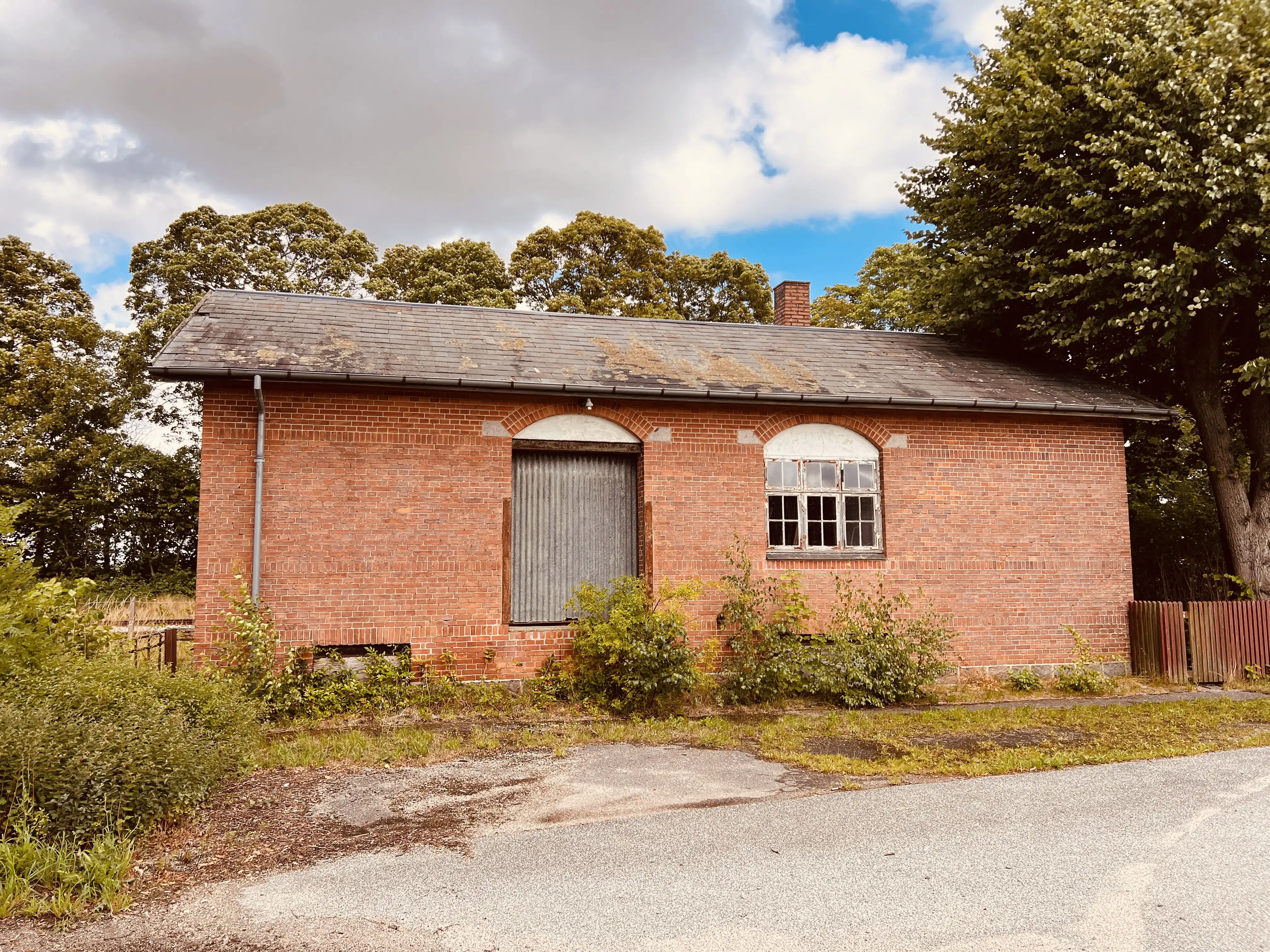 Billede af Havrebjerg Stations varehus. Billede af Havrebjerg Stations varehus.