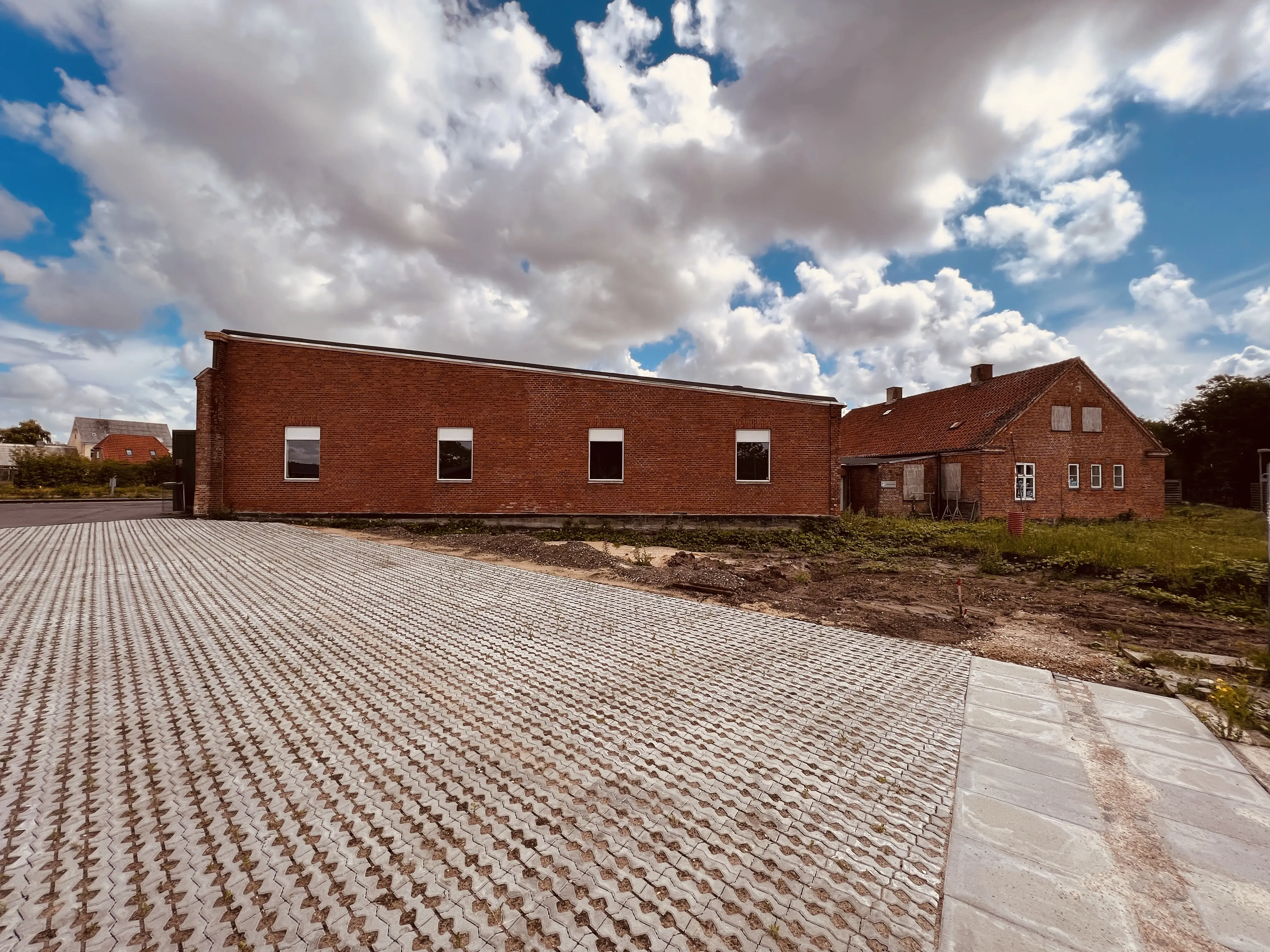 Billede af Skjern Stations remise. Billede af Skjern Stations remise.