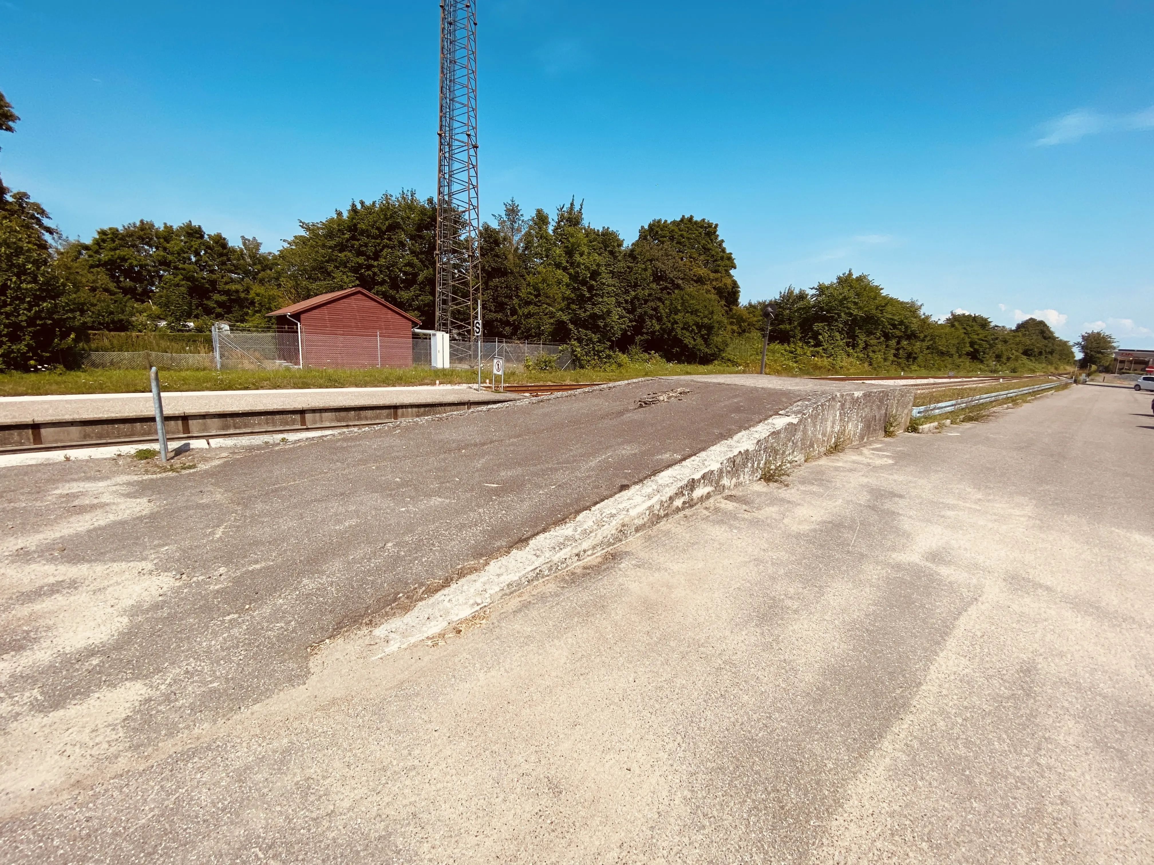 Billede af Stenlille Stations læsserampe.