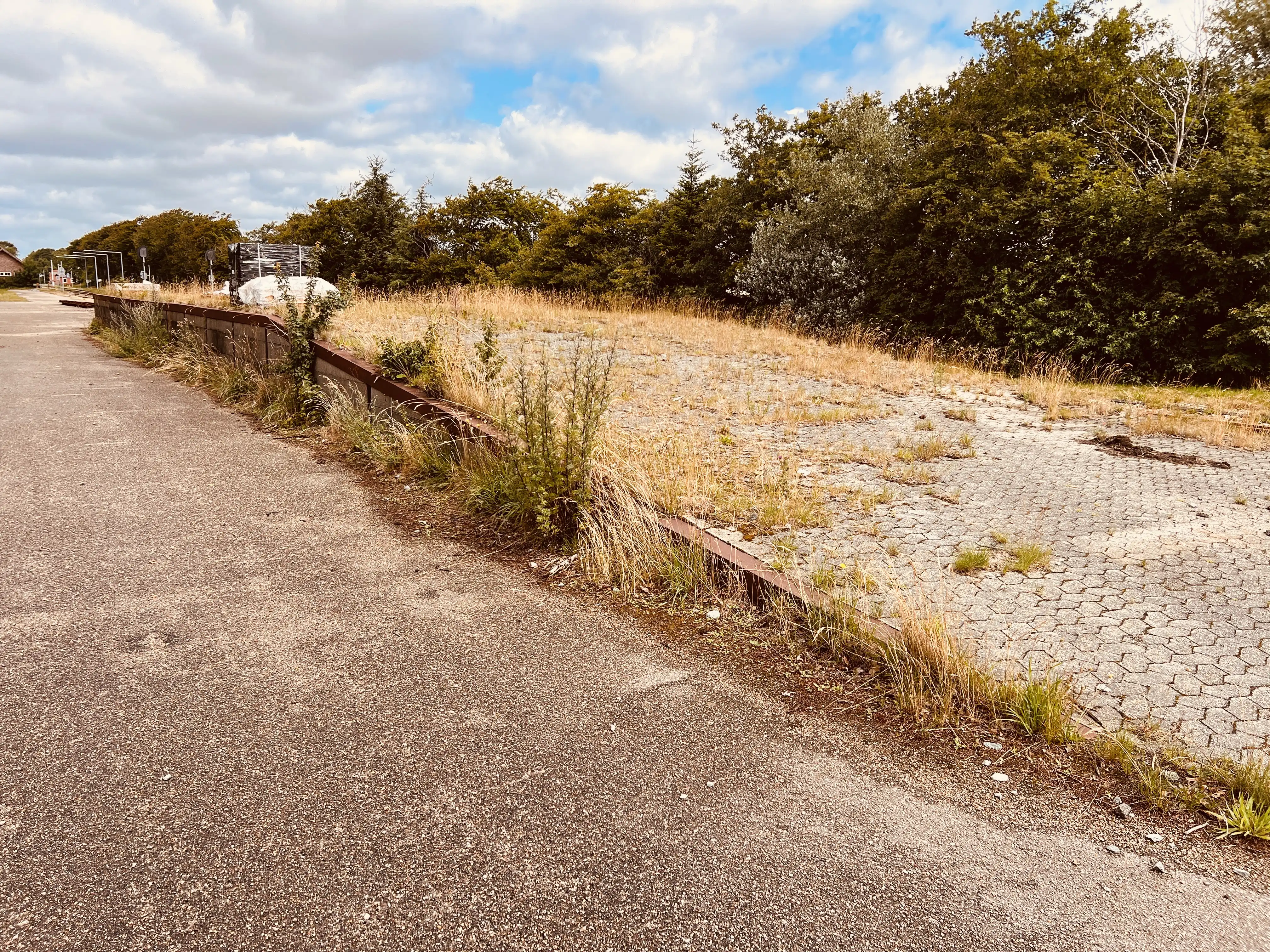 Billede af Lem Stations læsserampe. Billede af Lem Stations læsserampe.