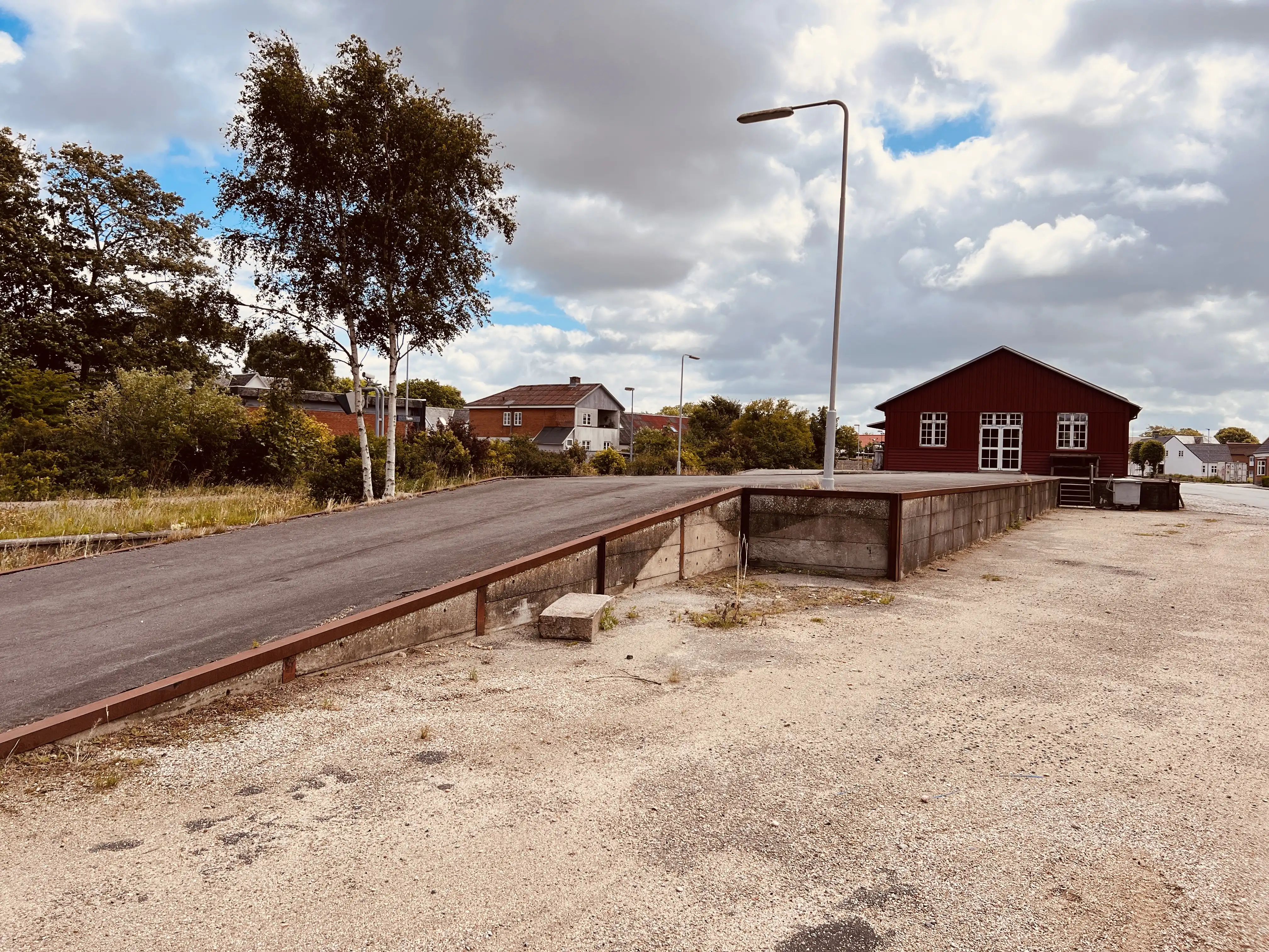 Billede af Tarm Stations varehus. Billede af Tarm Stations varehus.